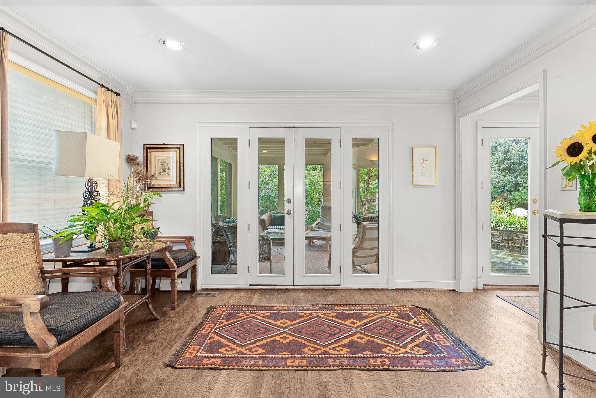 NORTH HILLS - Residential