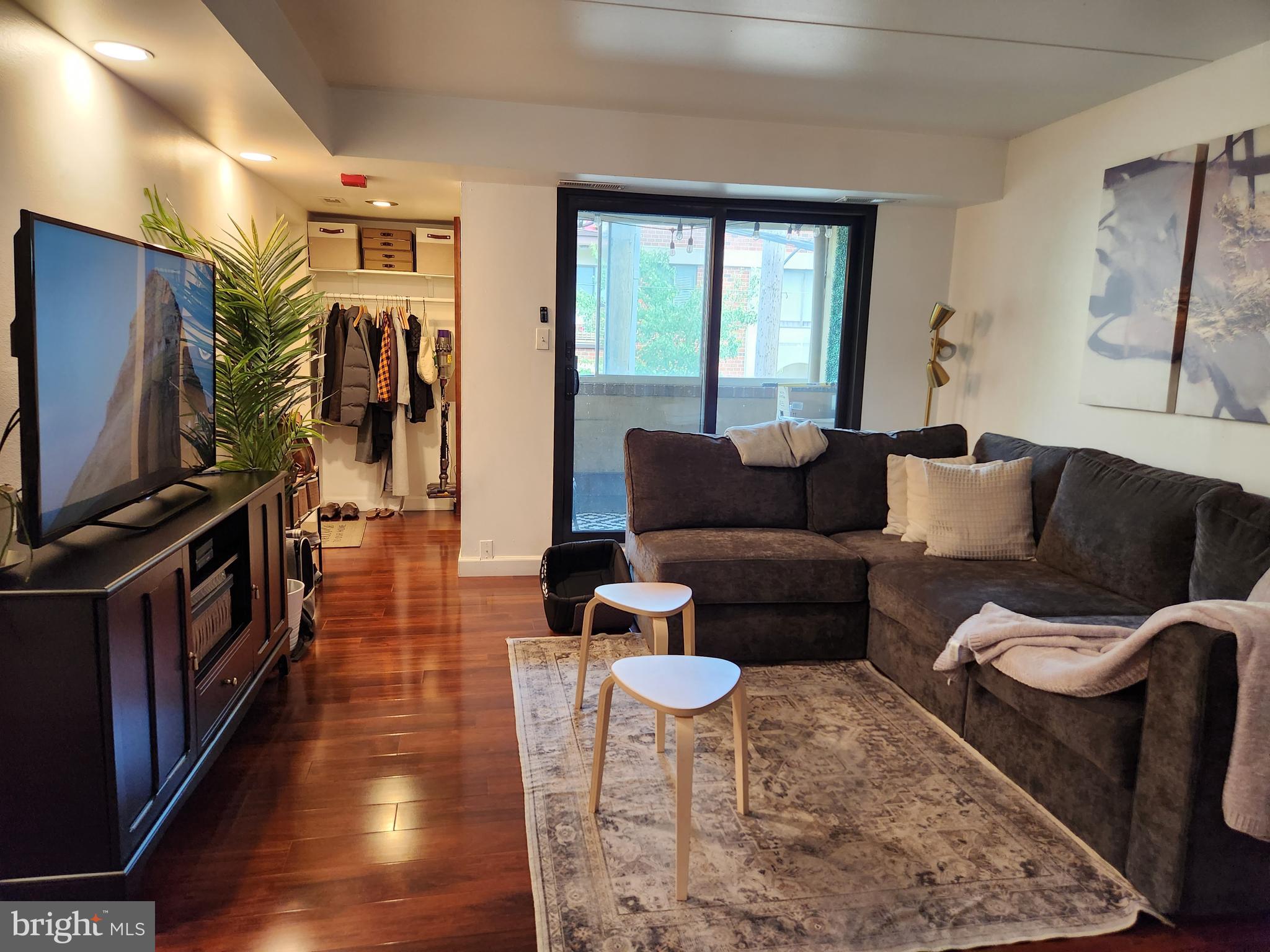 WASHINGTON SQ WEST - Residential Lease