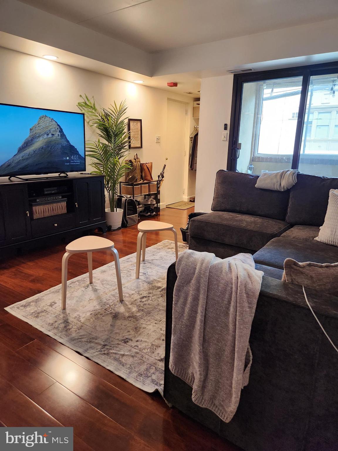 WASHINGTON SQ WEST - Residential Lease