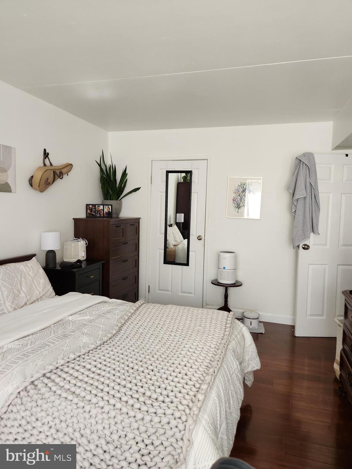 WASHINGTON SQ WEST - Residential Lease
