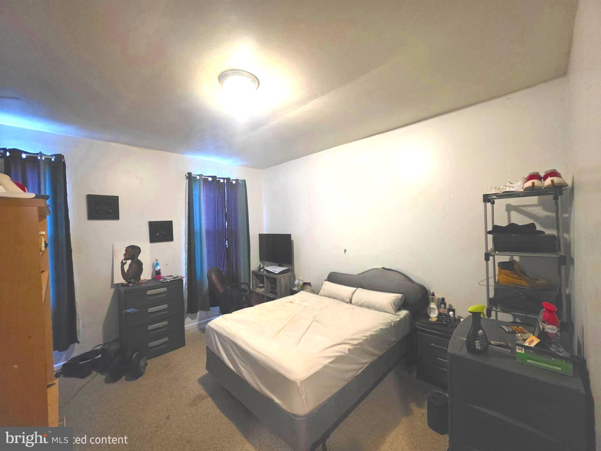 BIDDLE STREET - Residential