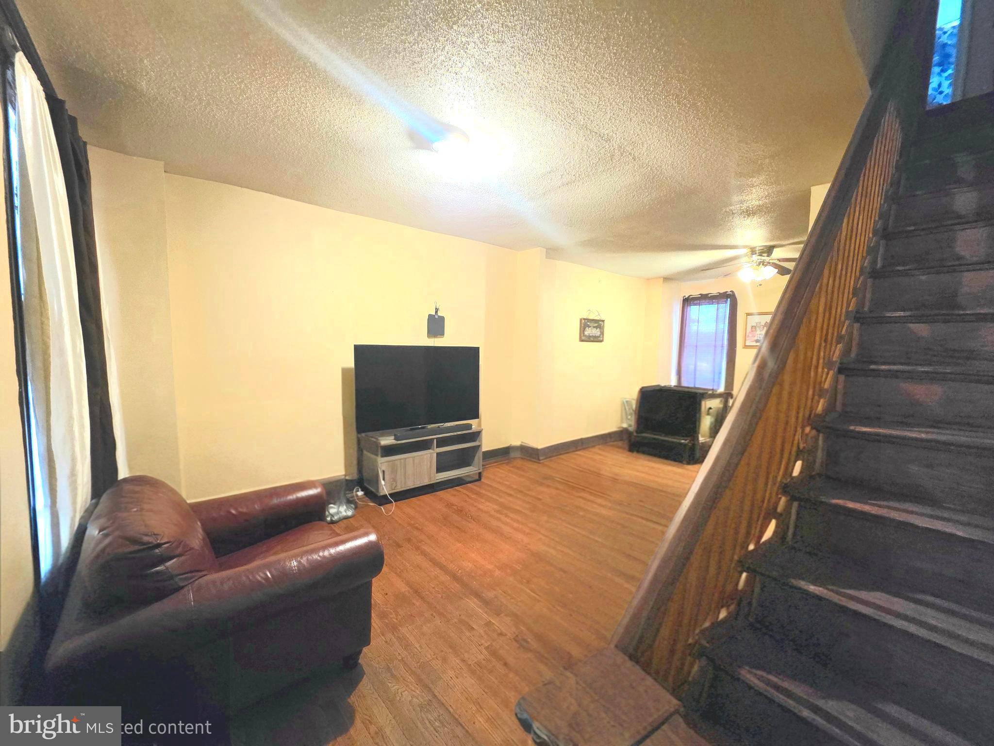 BIDDLE STREET - Residential