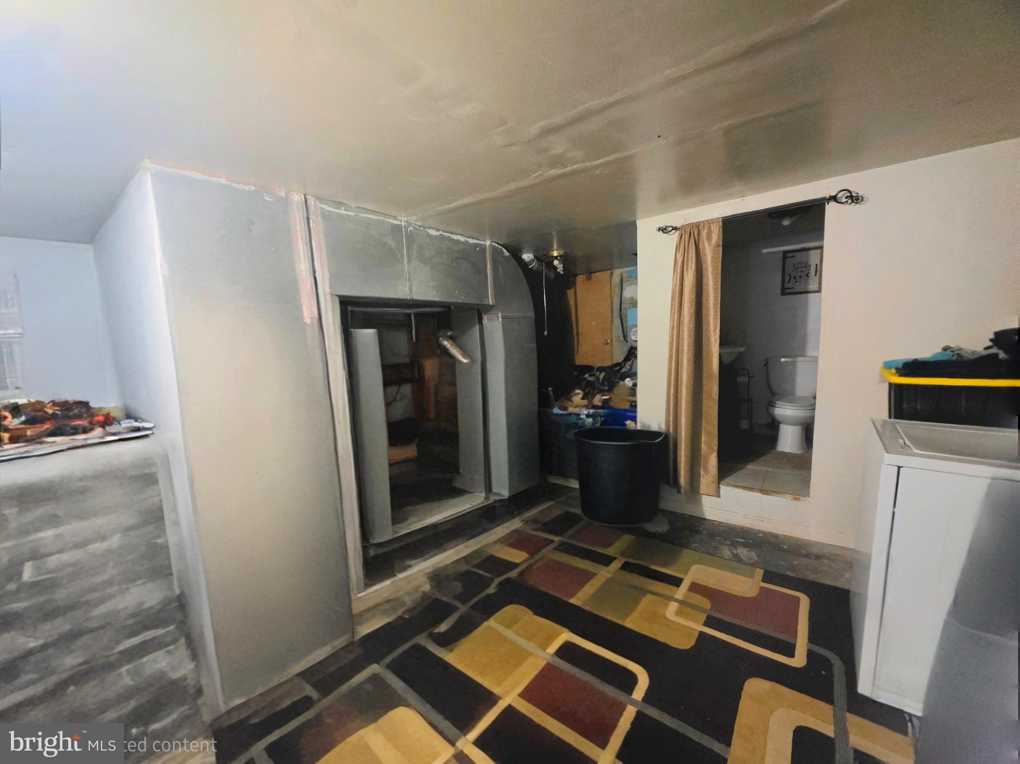 BIDDLE STREET - Residential