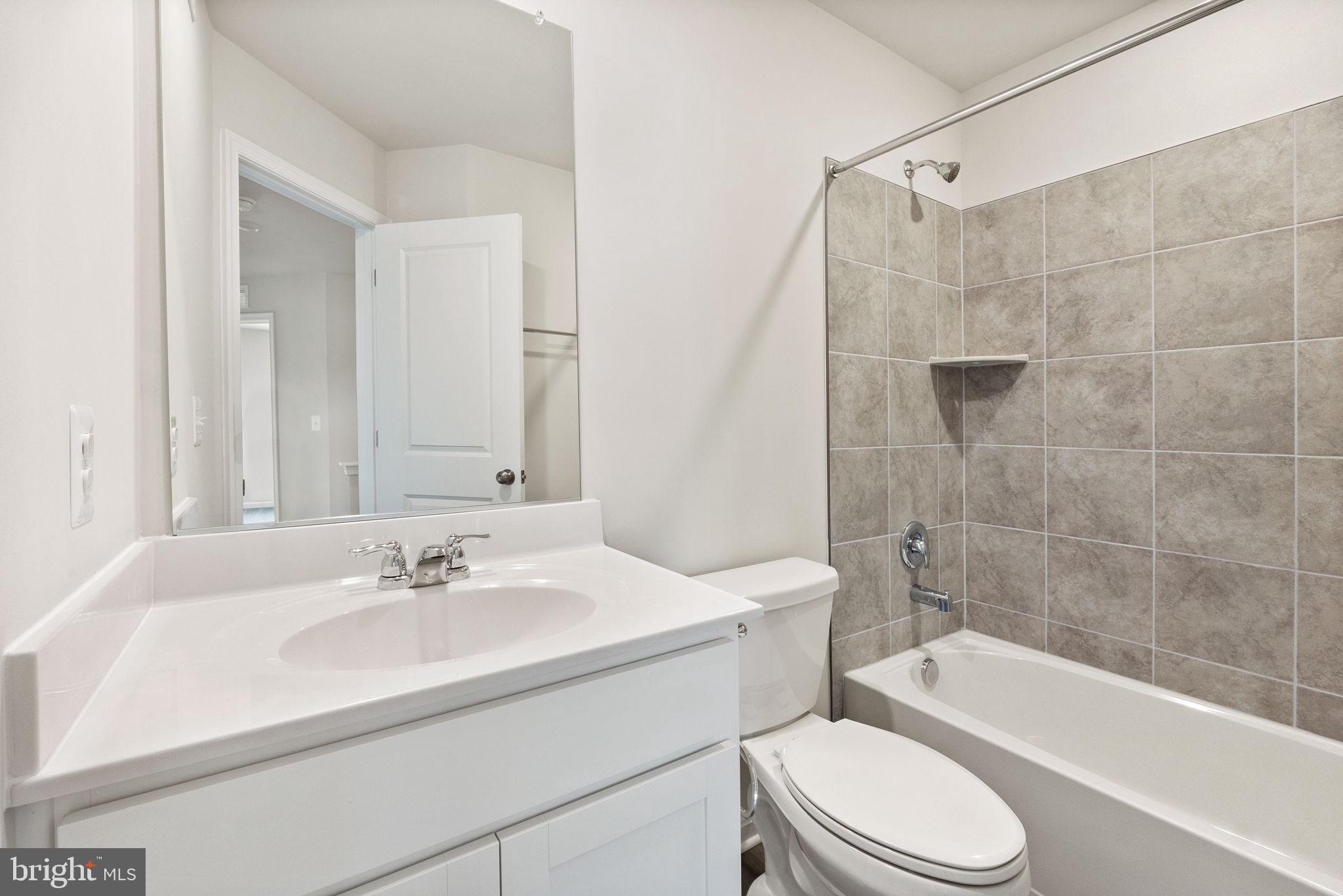 NORBORNE GLEBE - Residential Lease