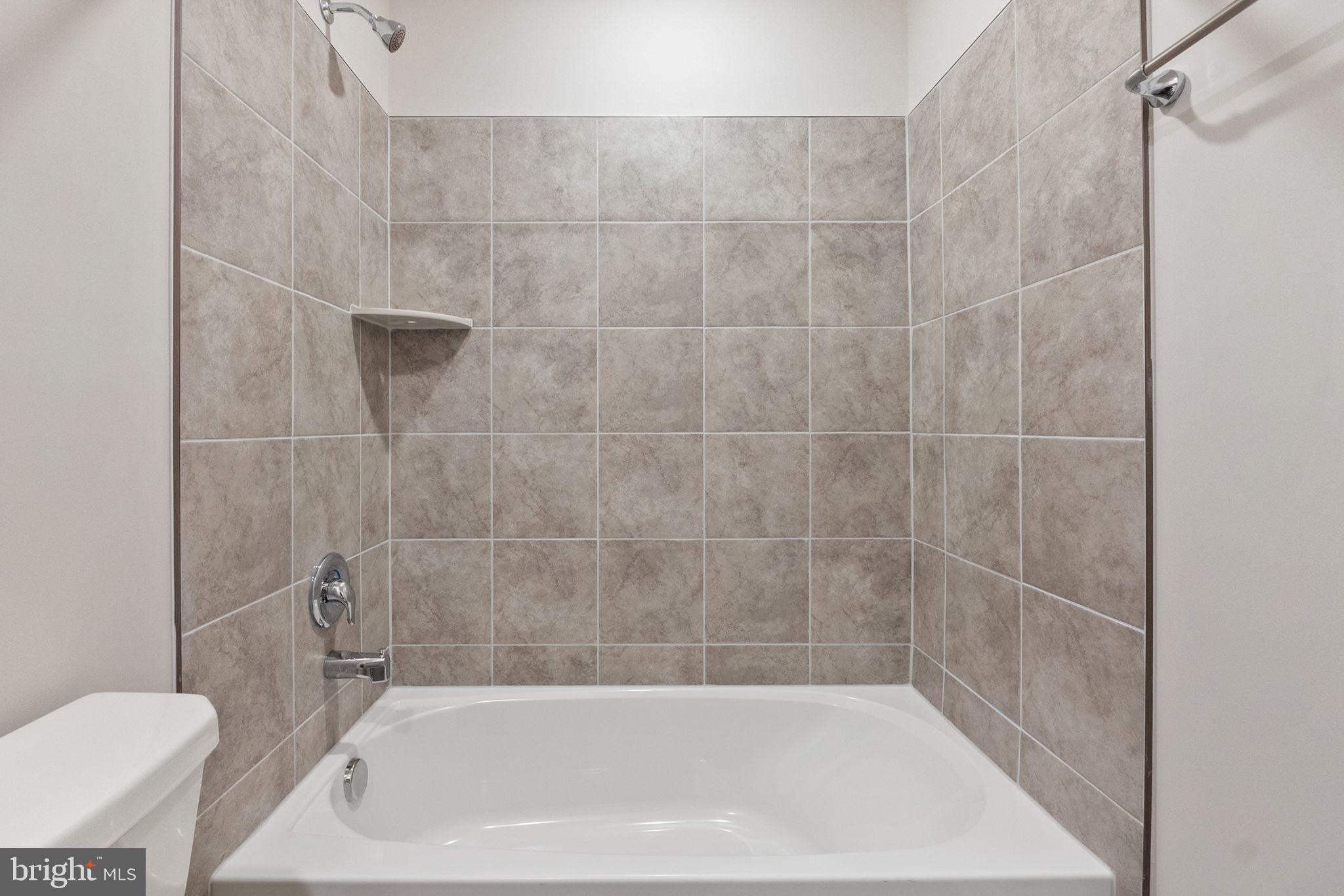 NORBORNE GLEBE - Residential Lease