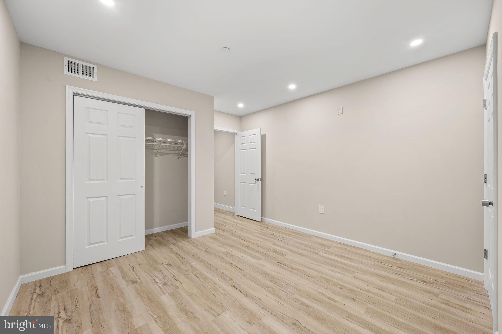 TEMPLE UNIVERSITY - Residential Lease