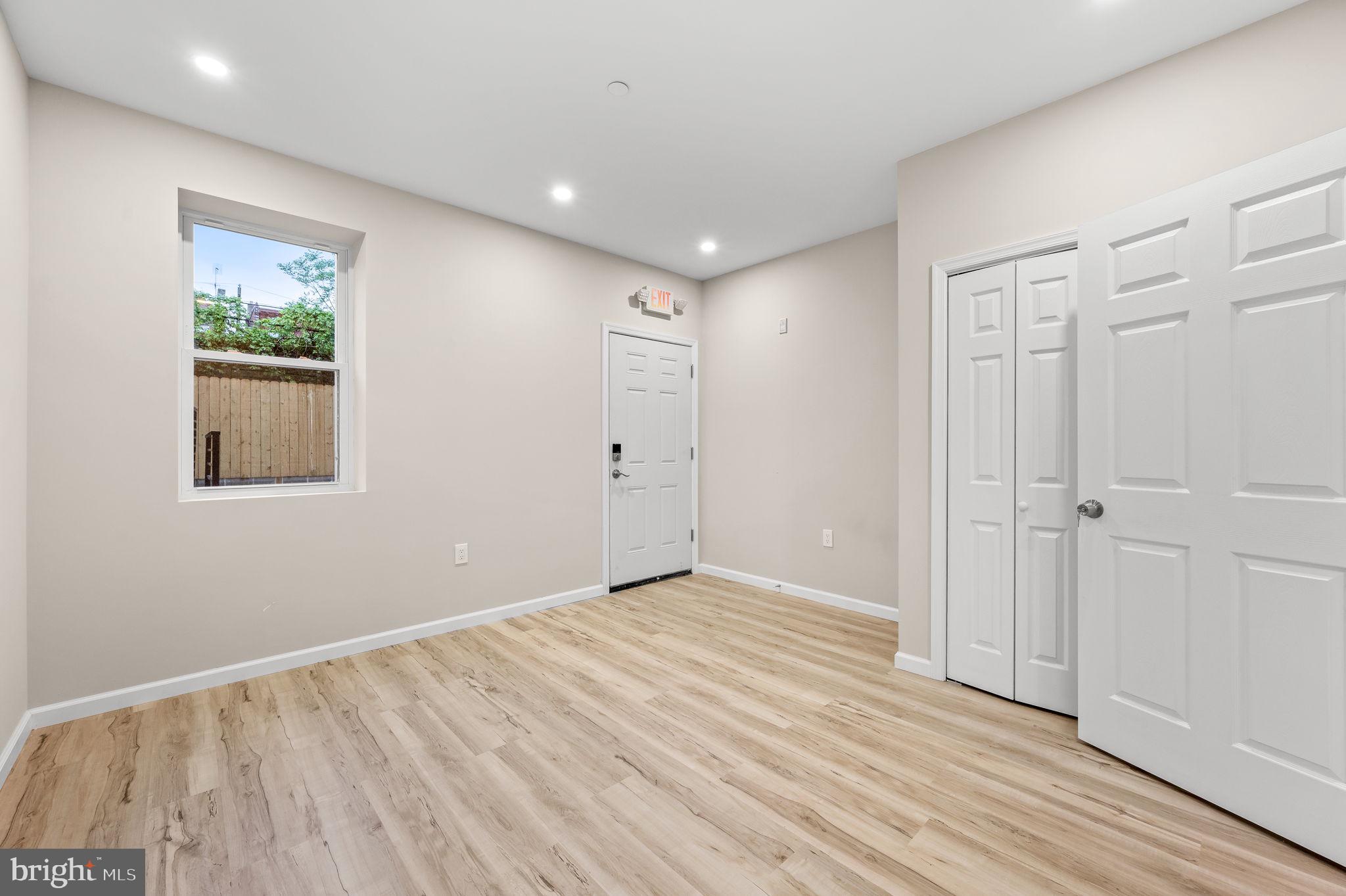 TEMPLE UNIVERSITY - Residential Lease