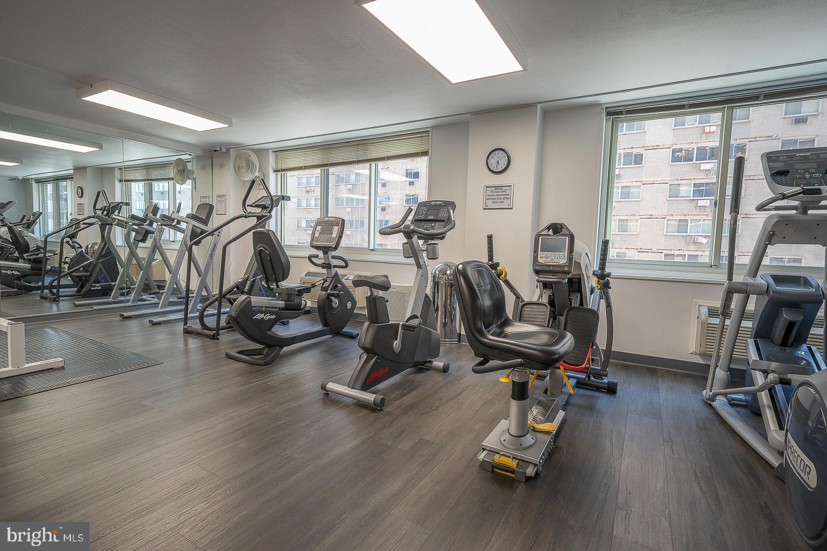 RITTENHOUSE SQUARE - Residential