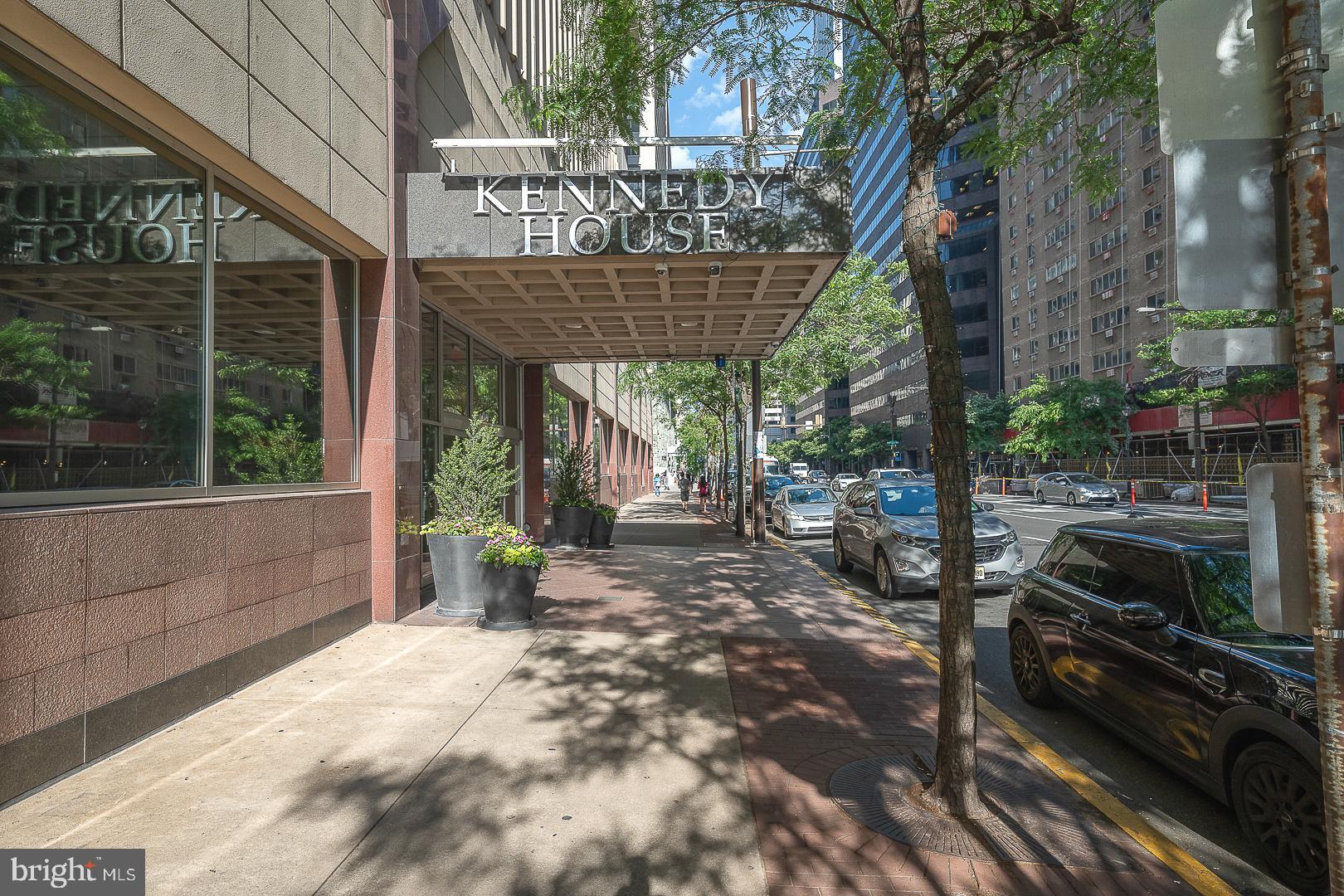 RITTENHOUSE SQUARE - Residential