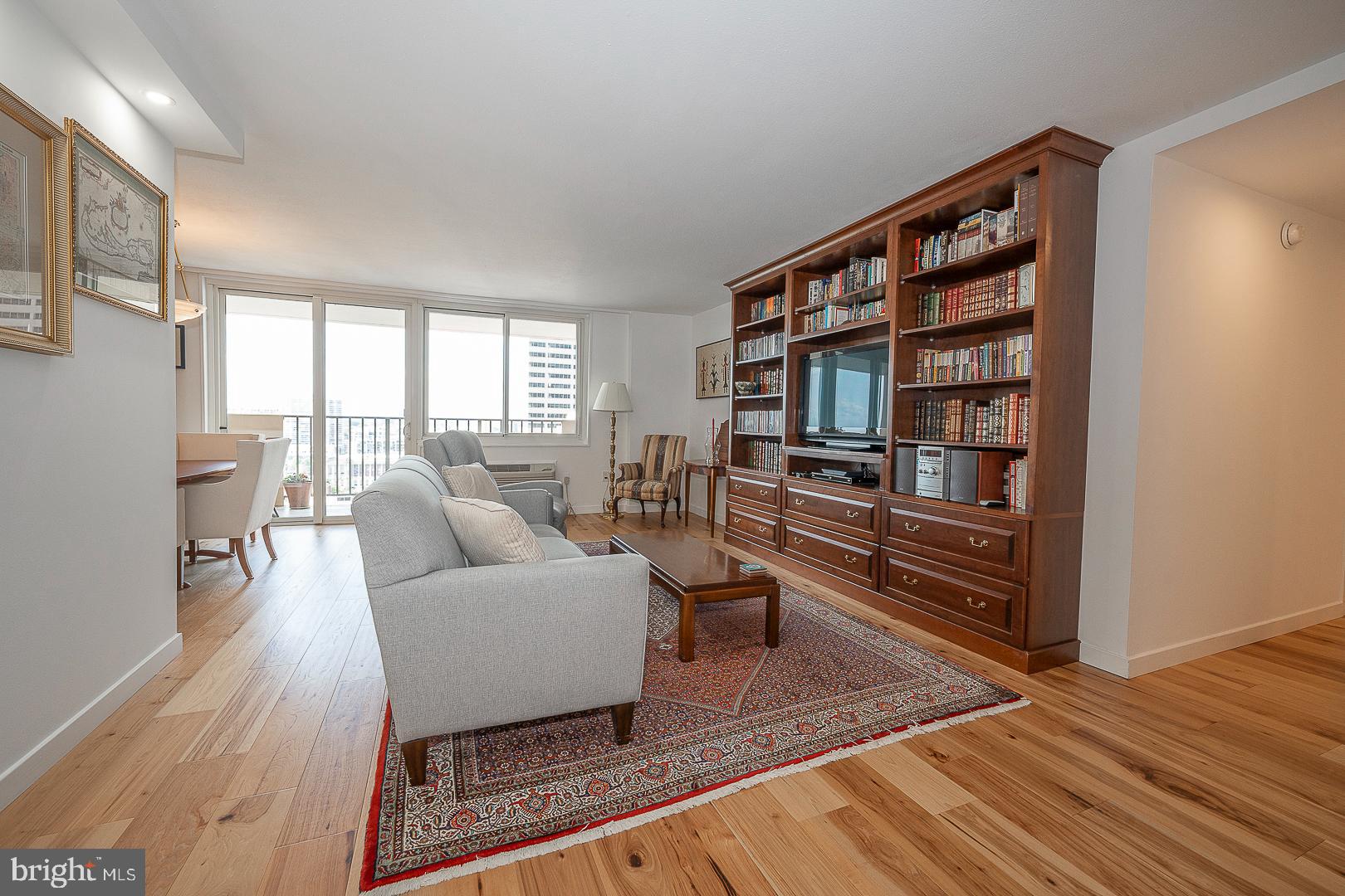 RITTENHOUSE SQUARE - Residential