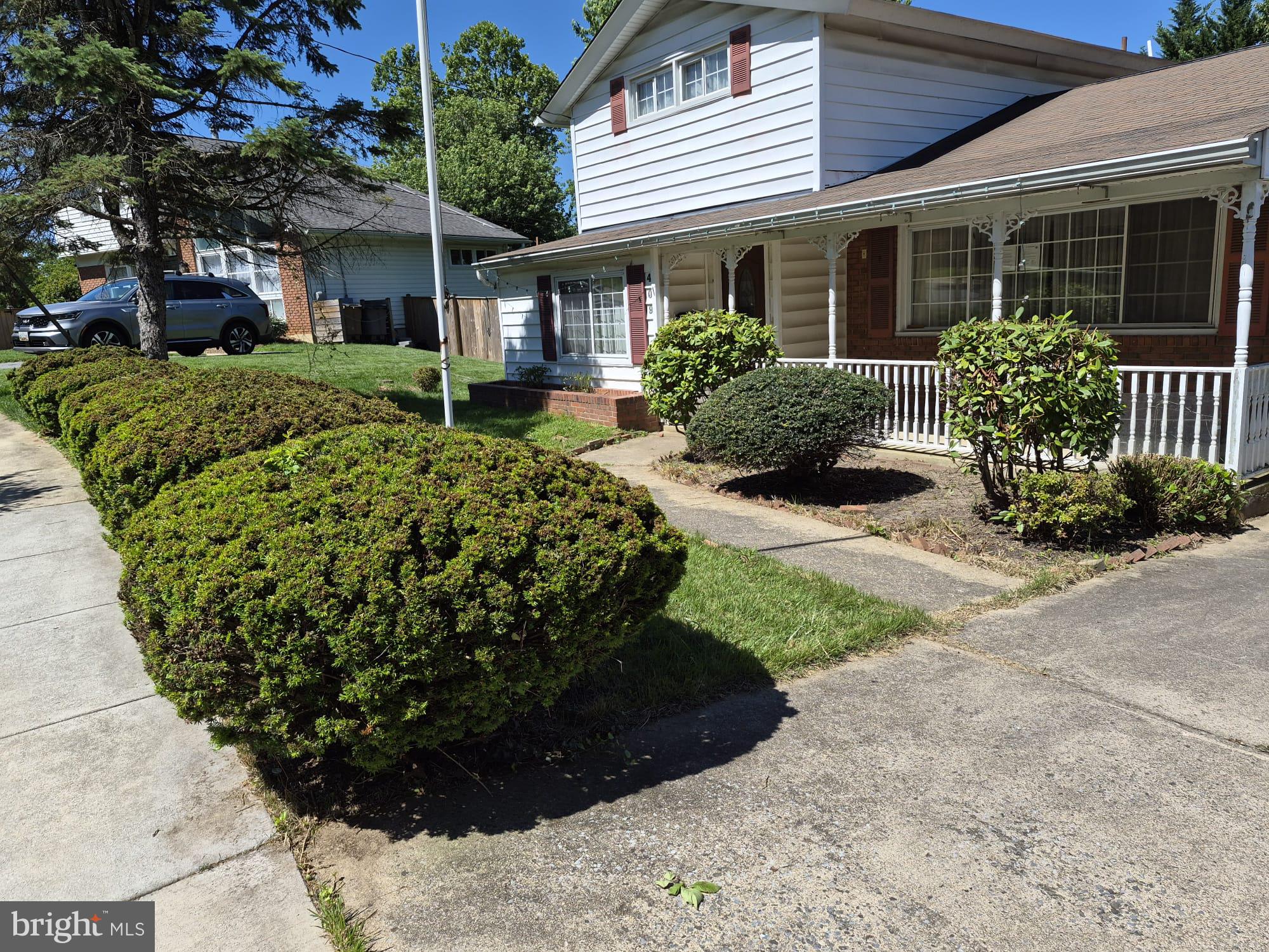 409 HULL PLACE