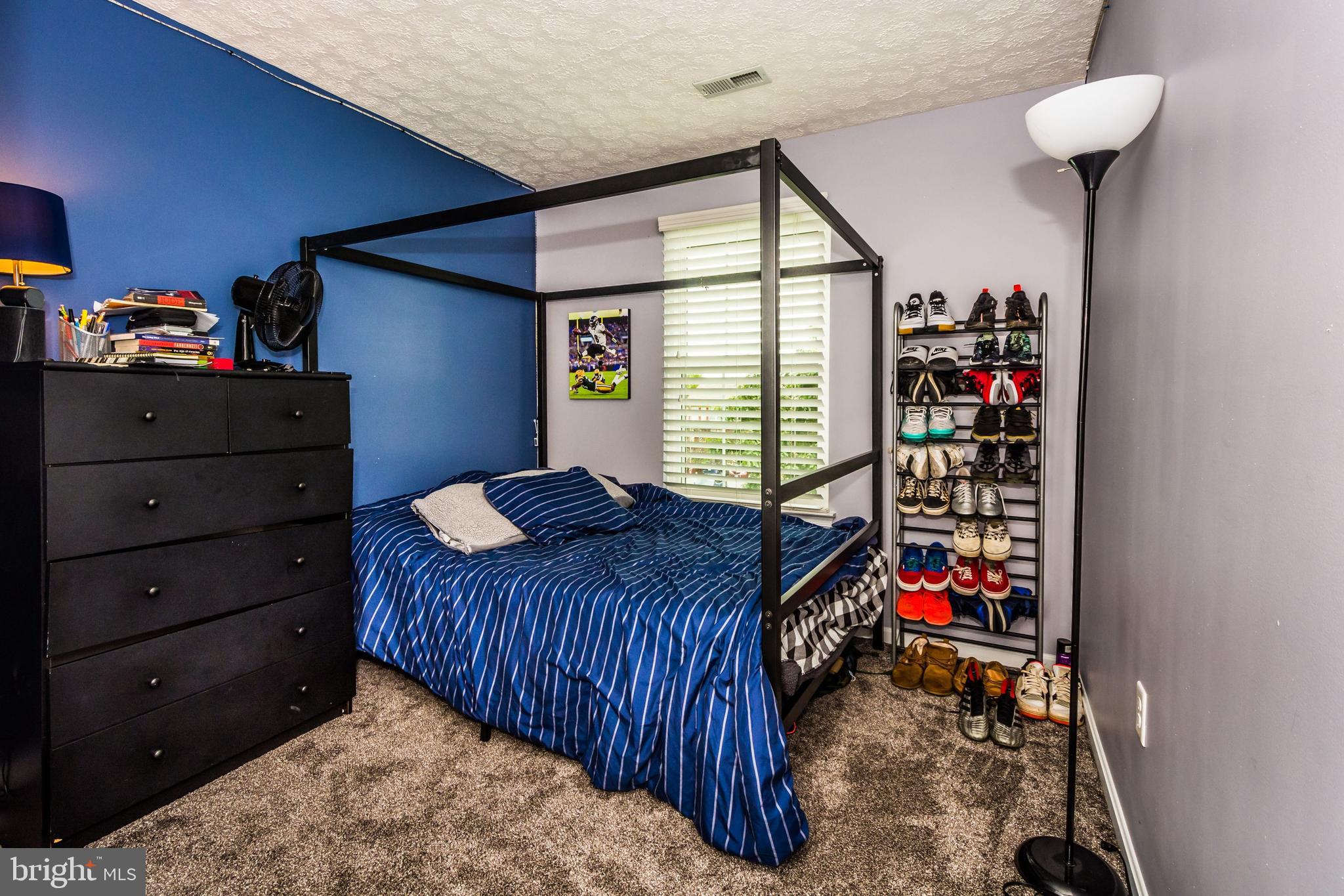 HICKORY OVERLOOK - Residential