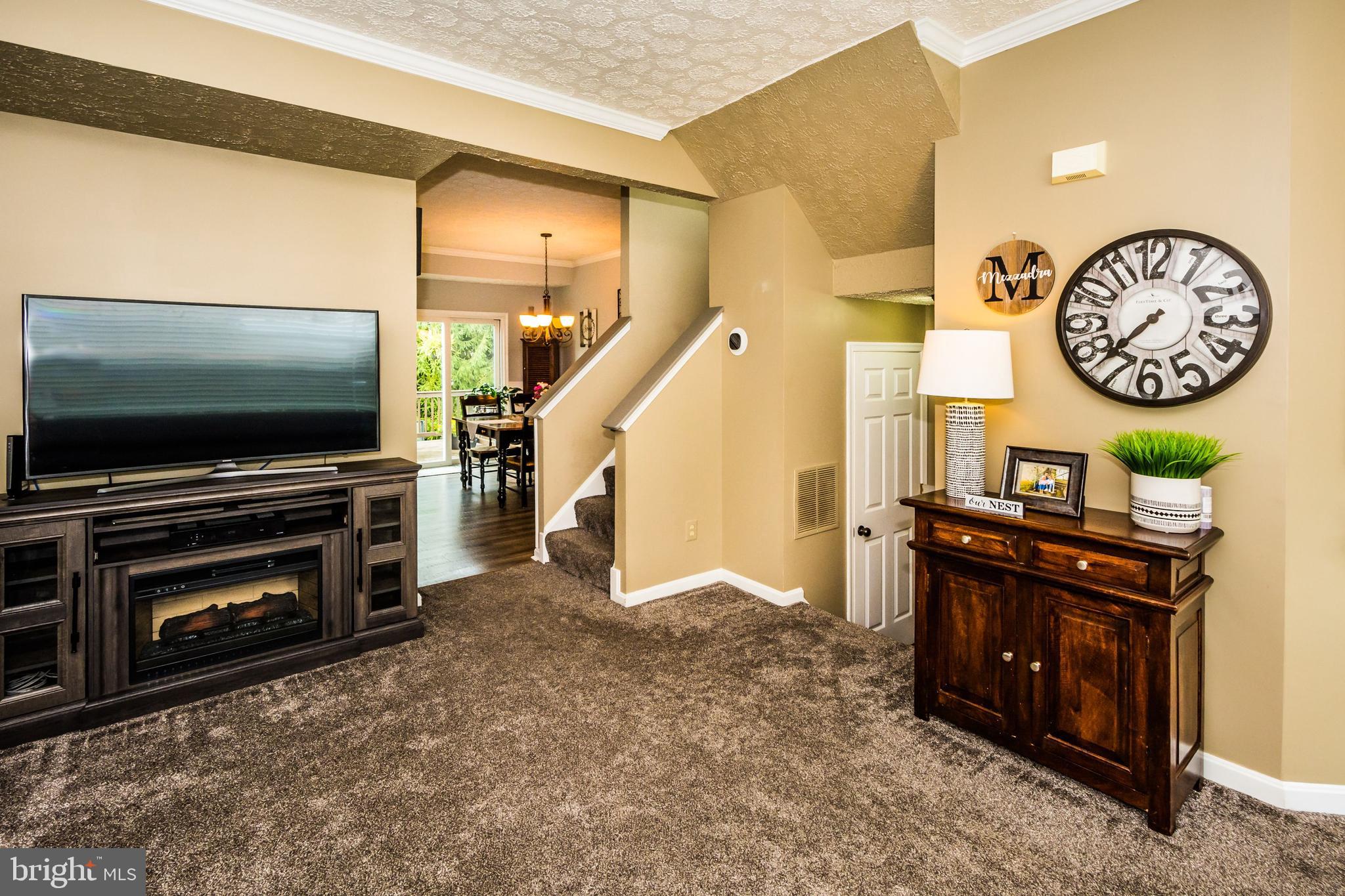 HICKORY OVERLOOK - Residential