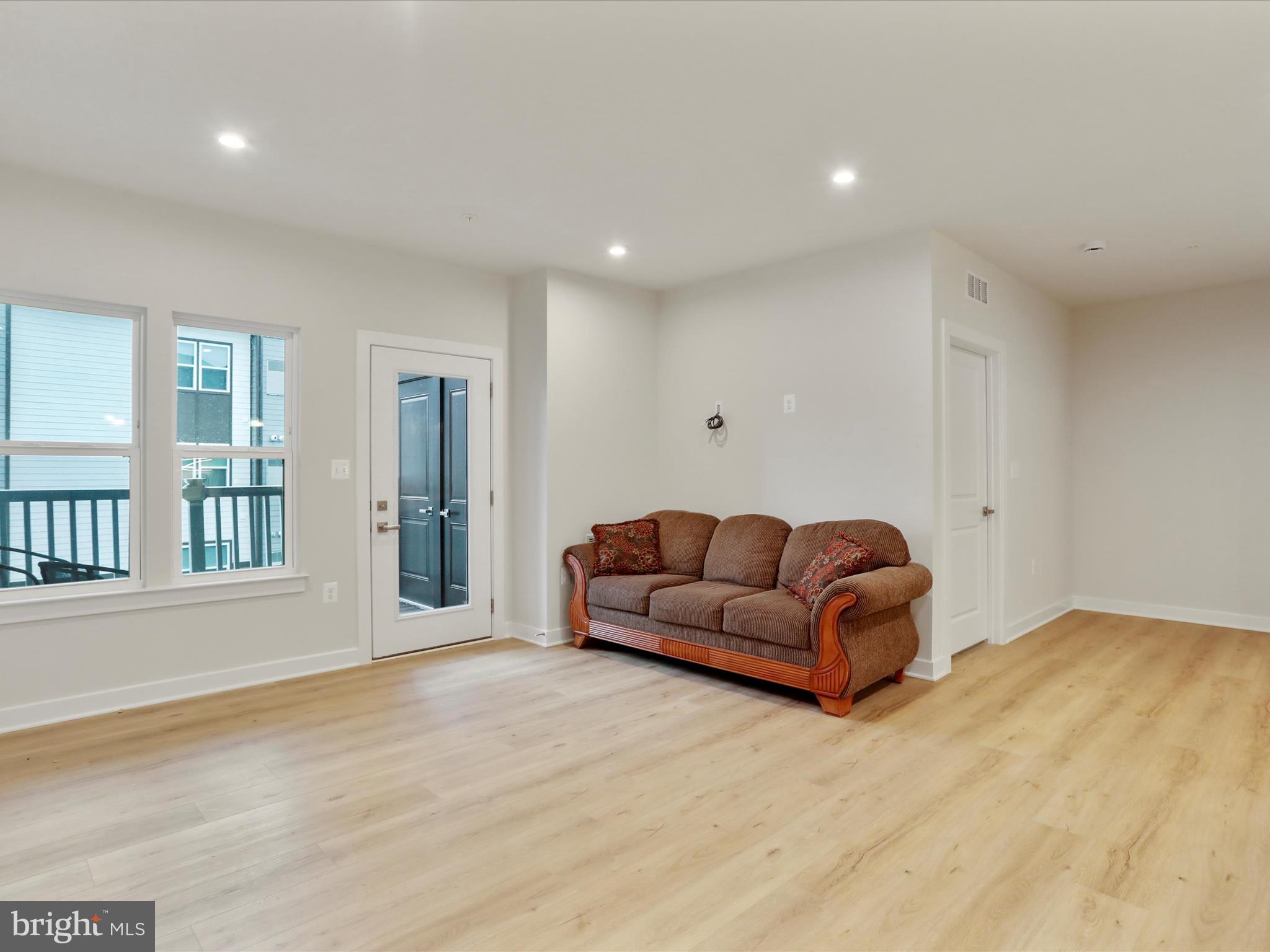 WINCHESTER - Residential