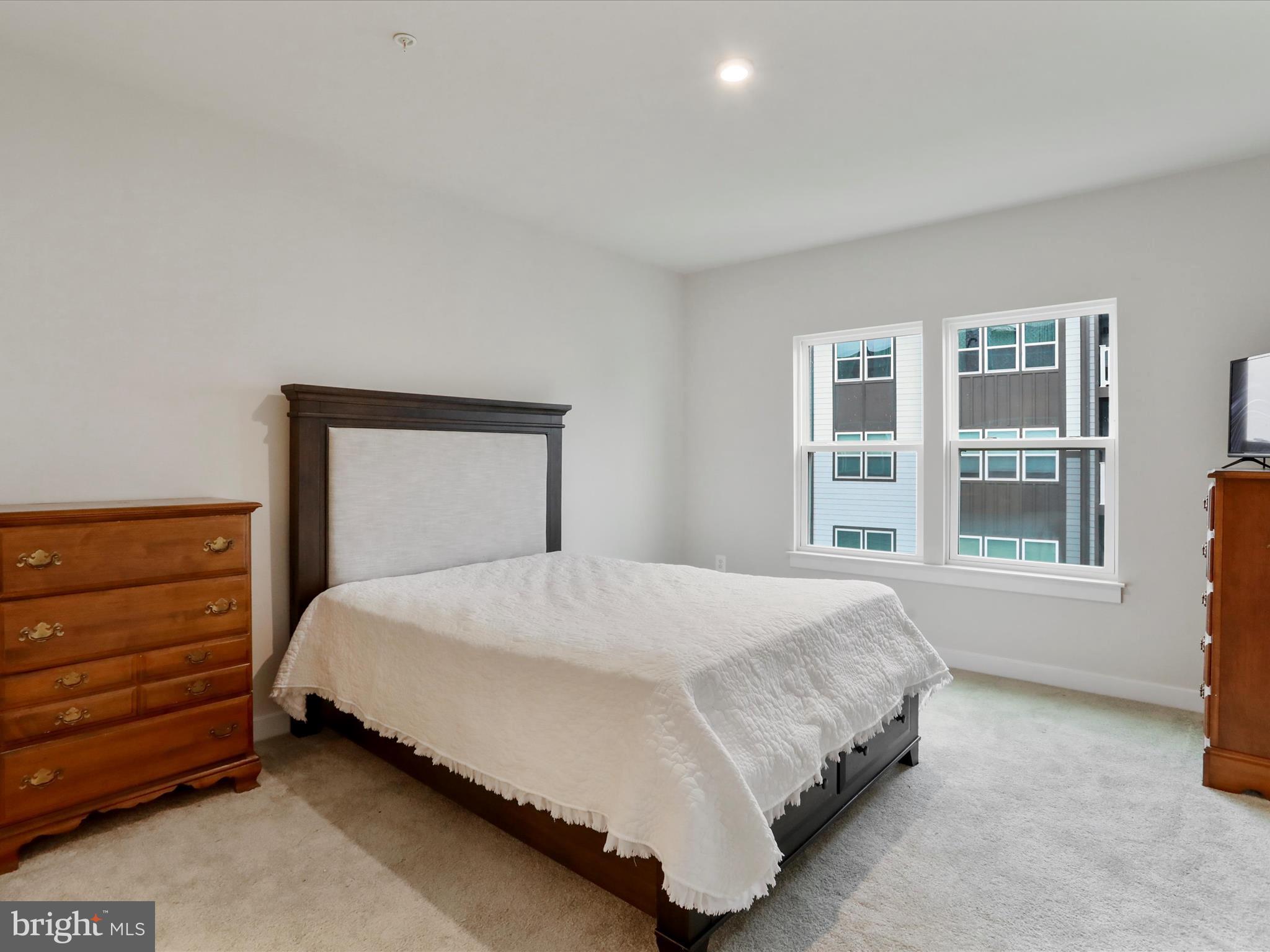 WINCHESTER - Residential