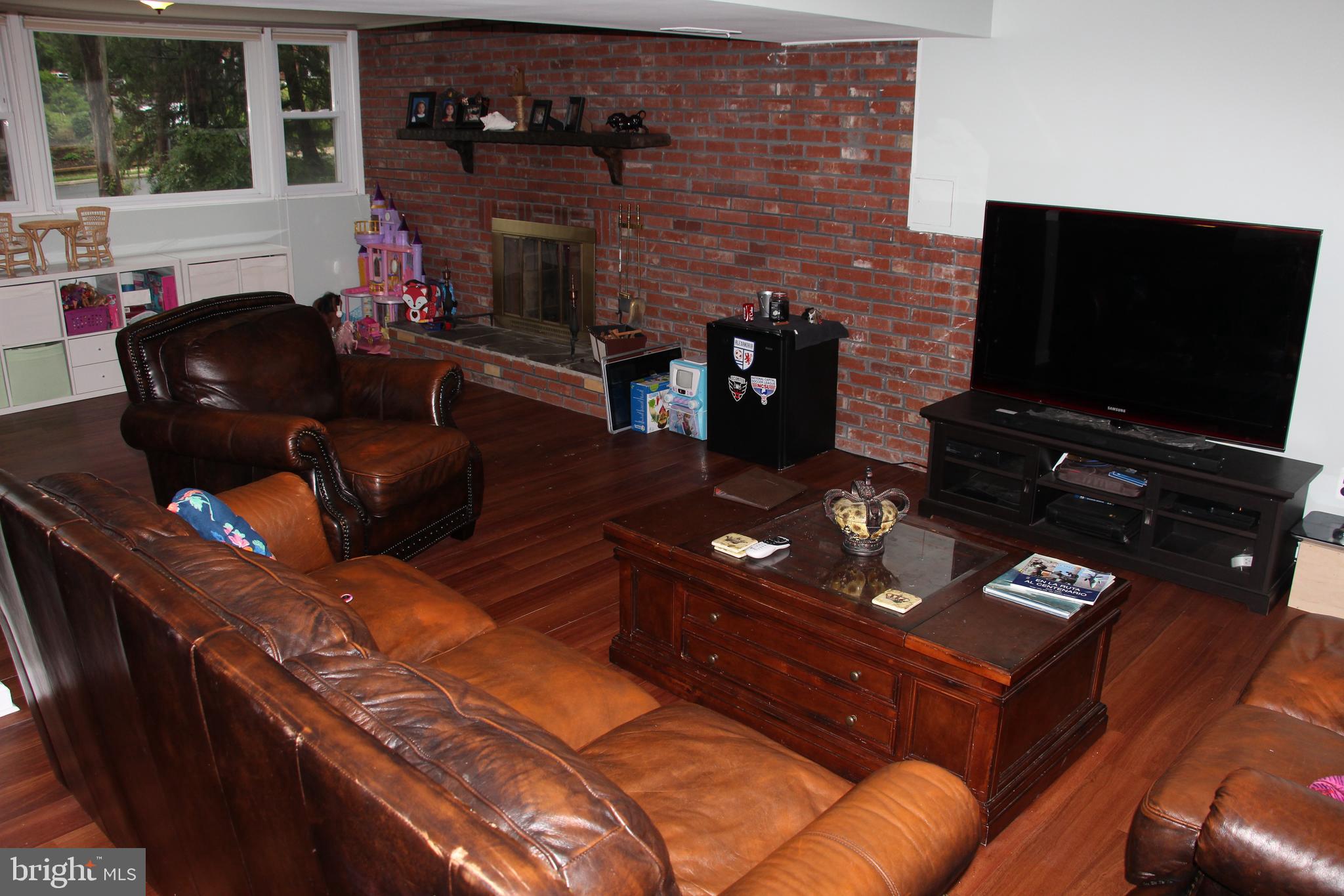 BROOKLAND ESTATES - Residential