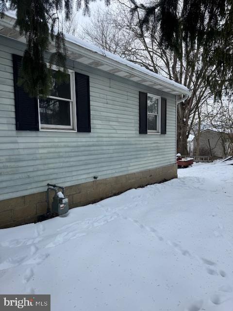 Photo 1 of 28 — 11 N HIGHLAND AVE, MOUNDSVILLE, WV 26041