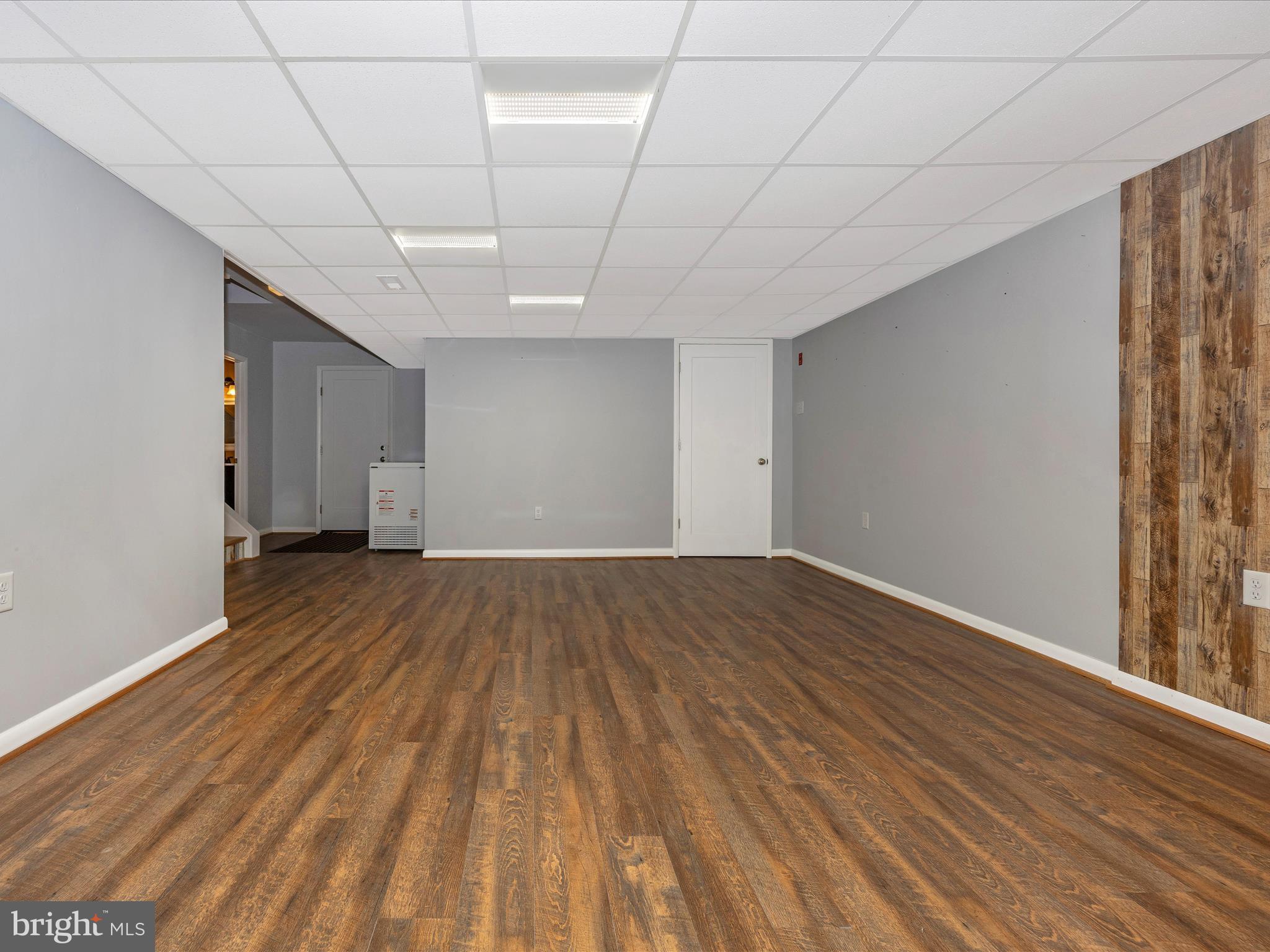 MYERSVILLE - Residential