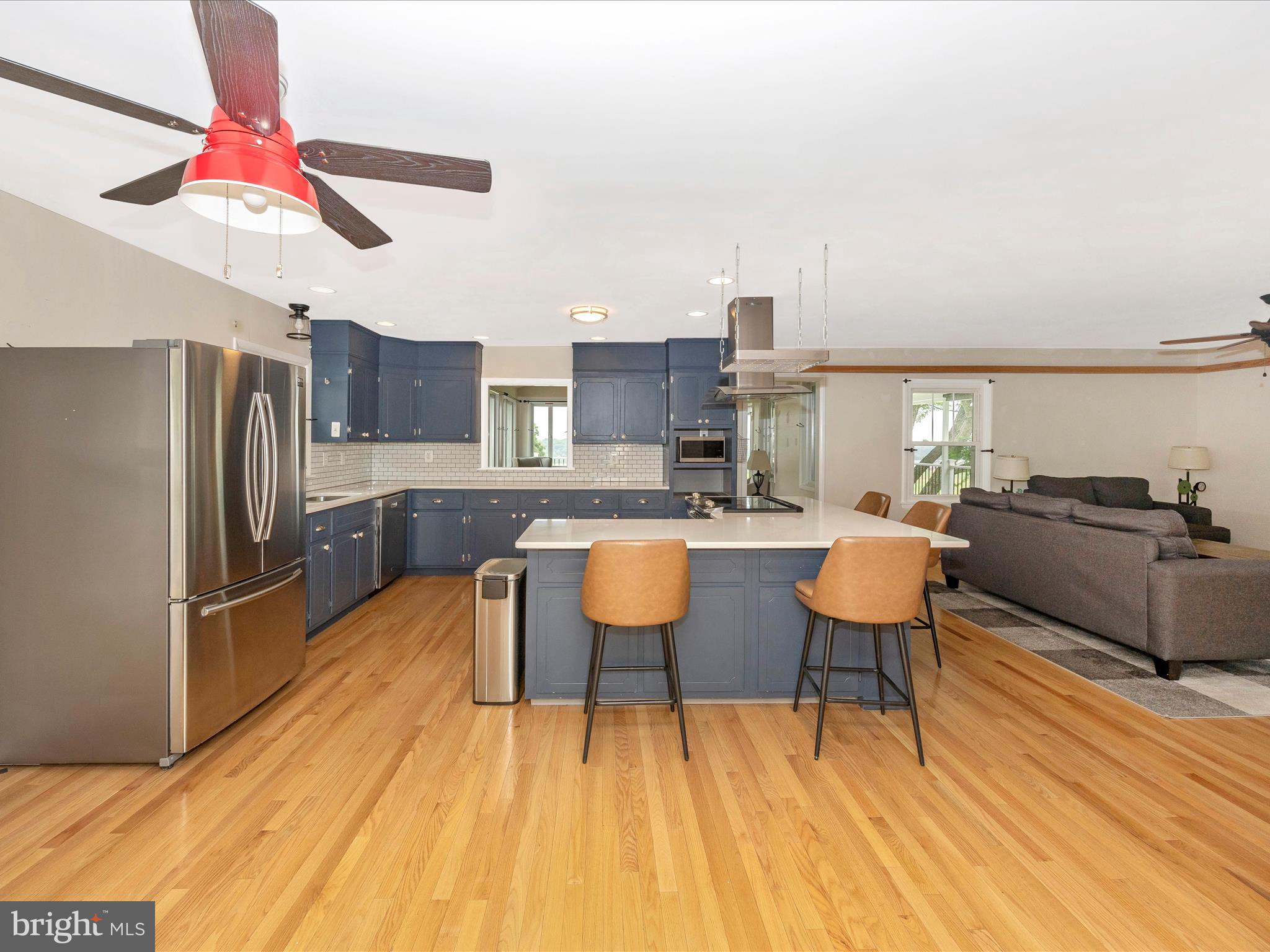 MYERSVILLE - Residential