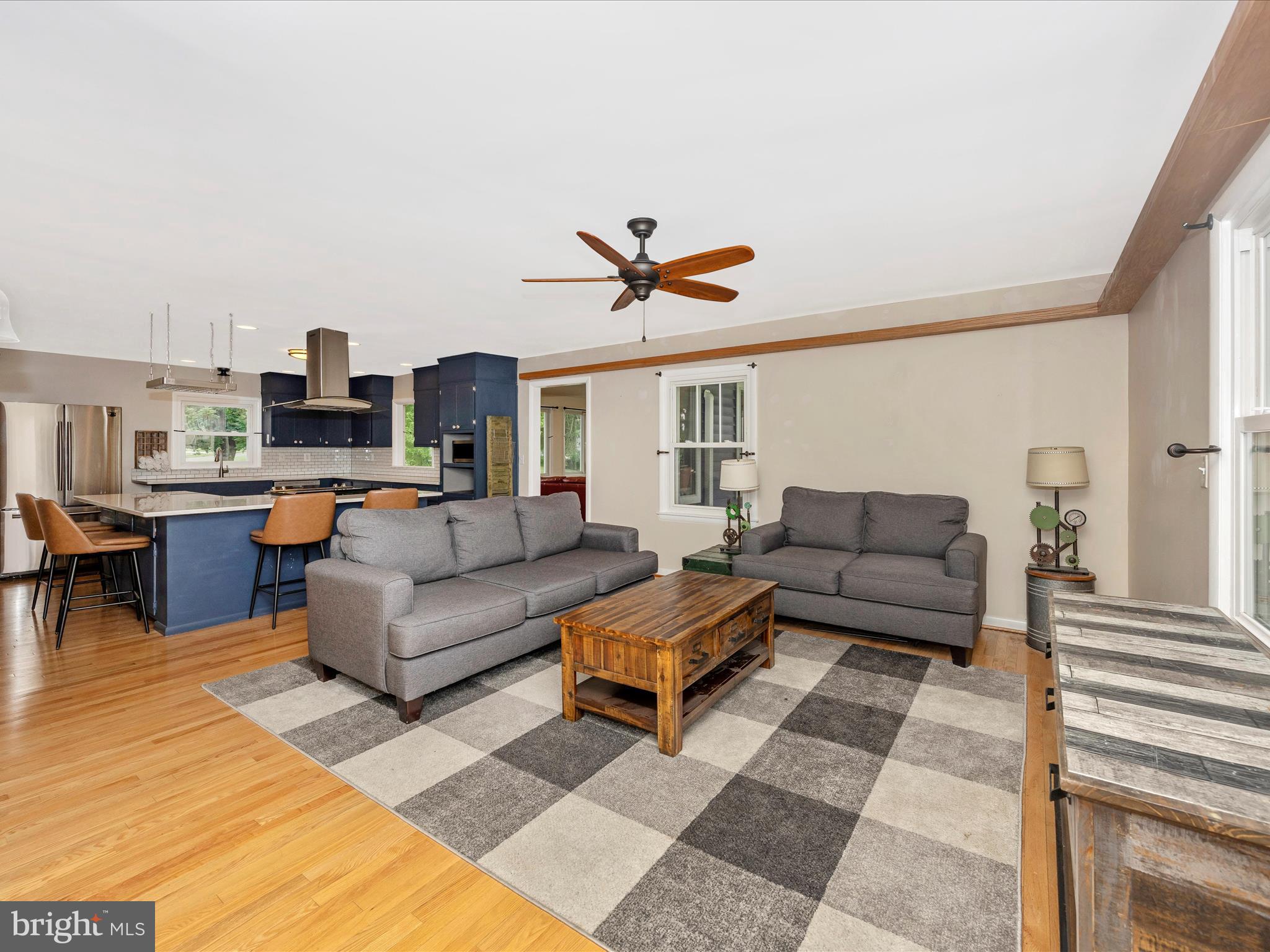 MYERSVILLE - Residential