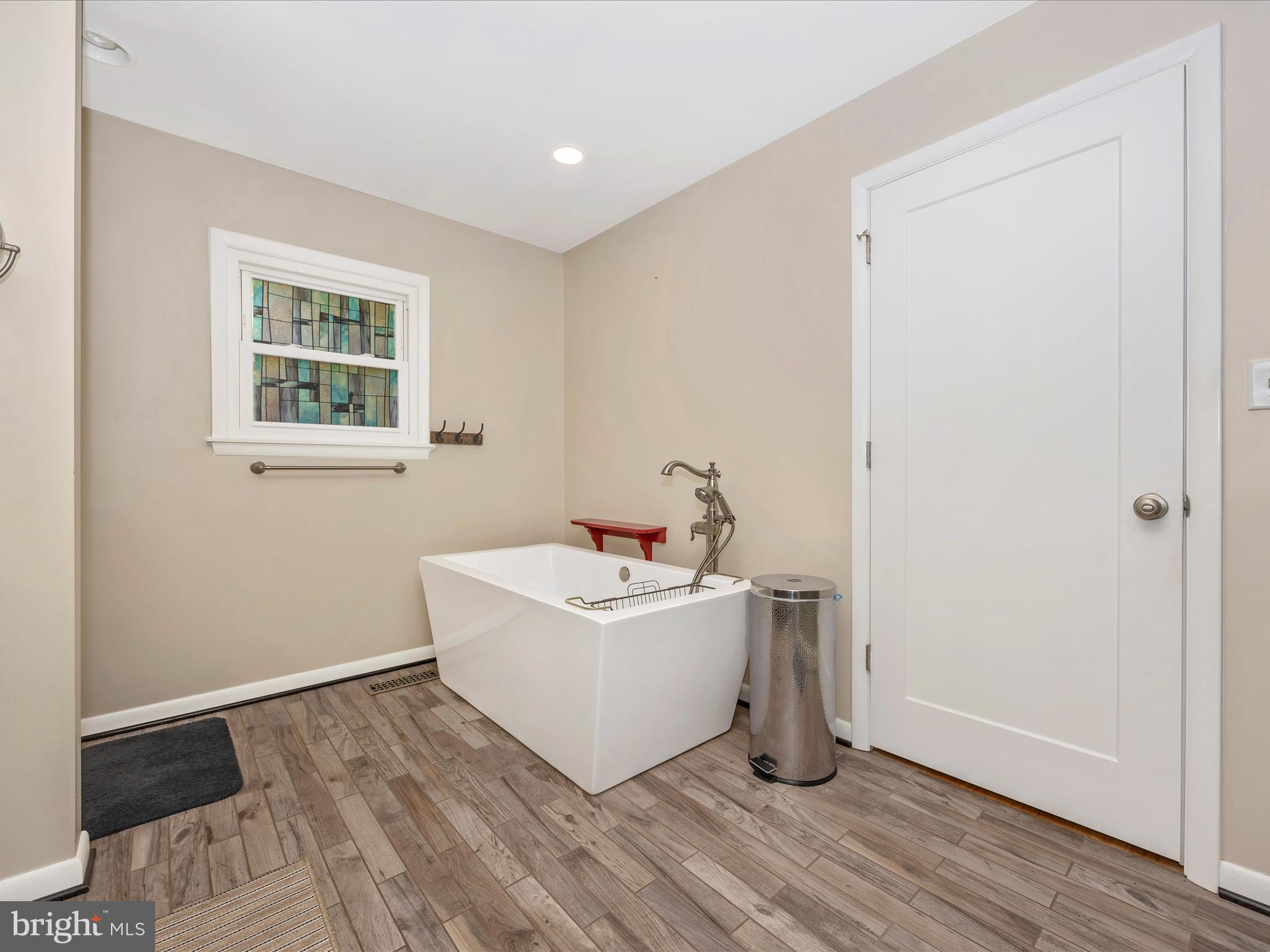 MYERSVILLE - Residential