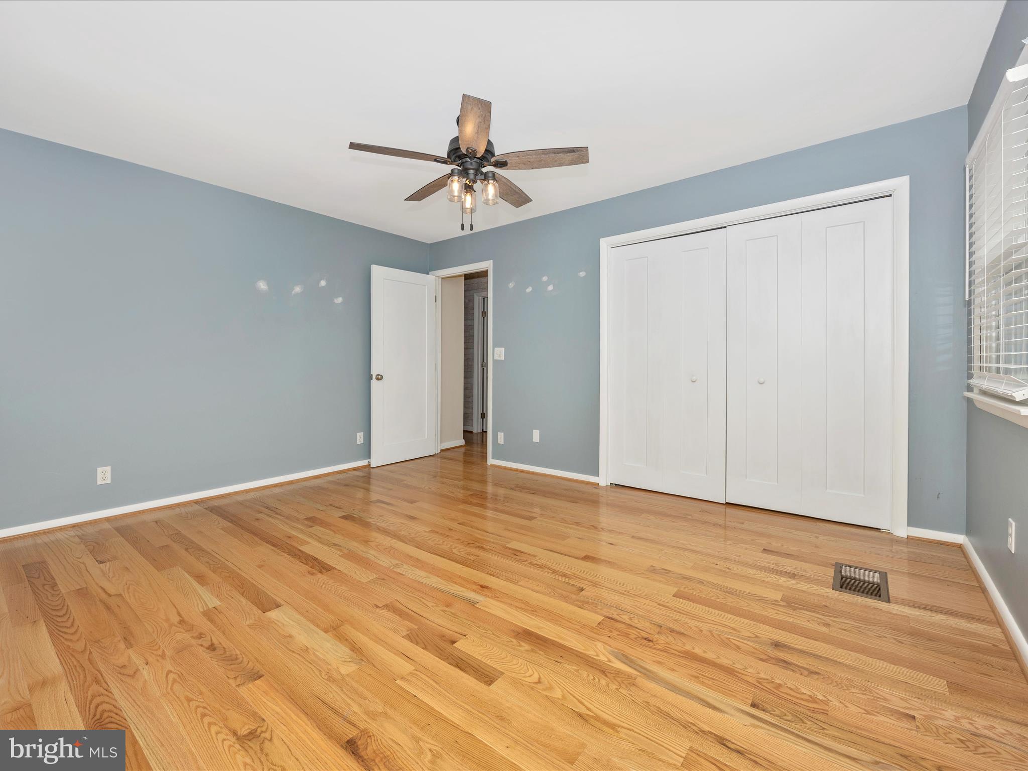 MYERSVILLE - Residential