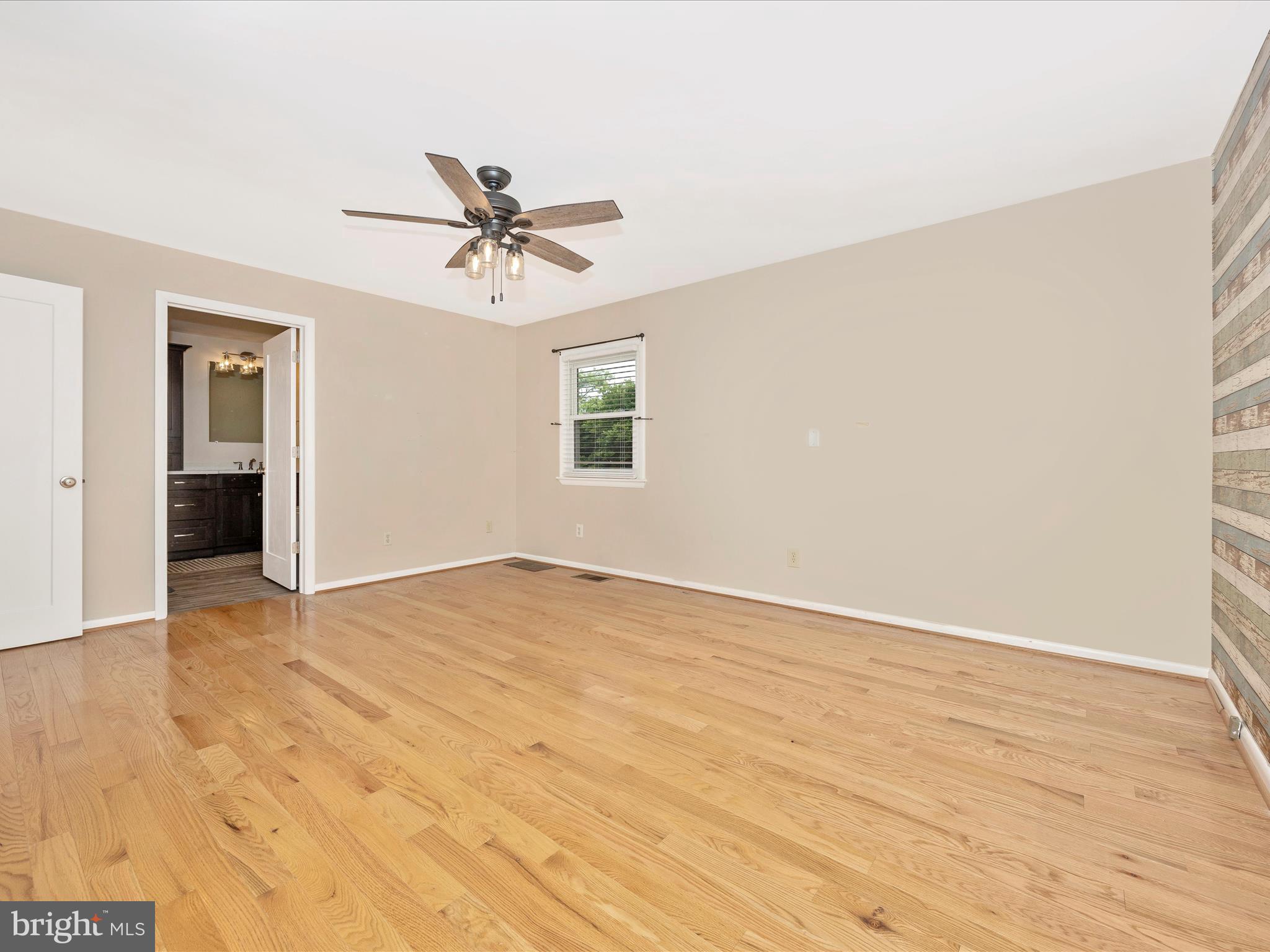 MYERSVILLE - Residential