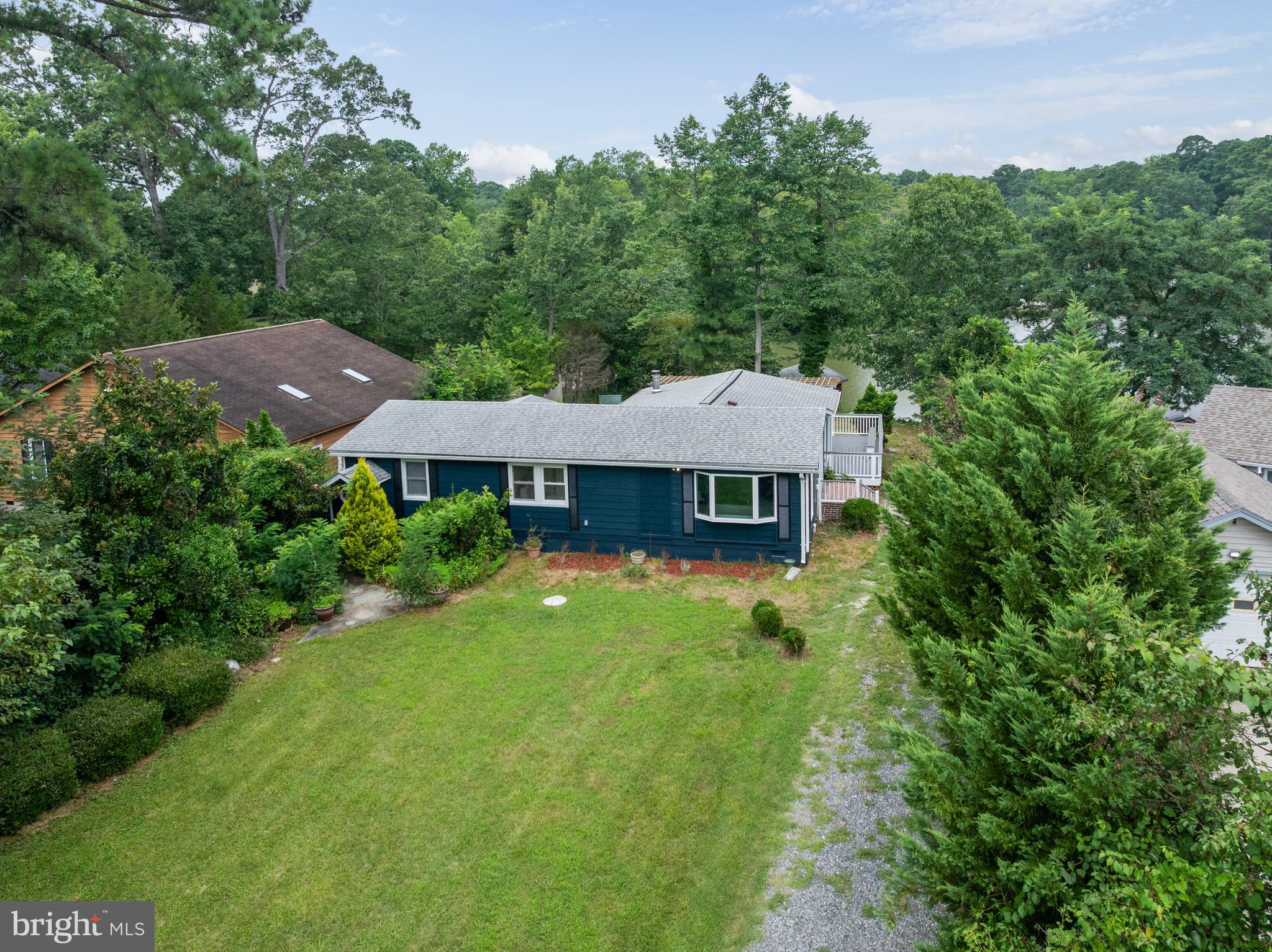 GLEBE HARBOR - Residential