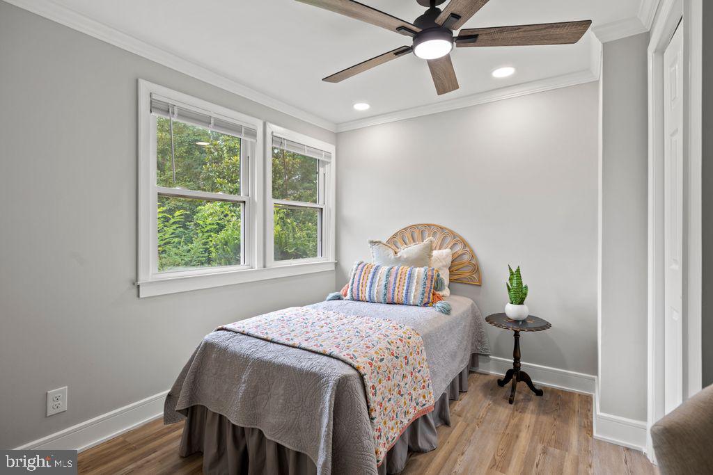 GLEBE HARBOR - Residential