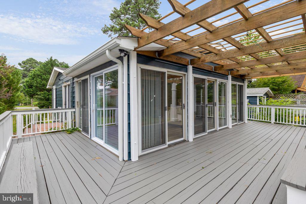 GLEBE HARBOR - Residential