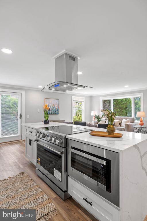 GLEBE HARBOR - Residential