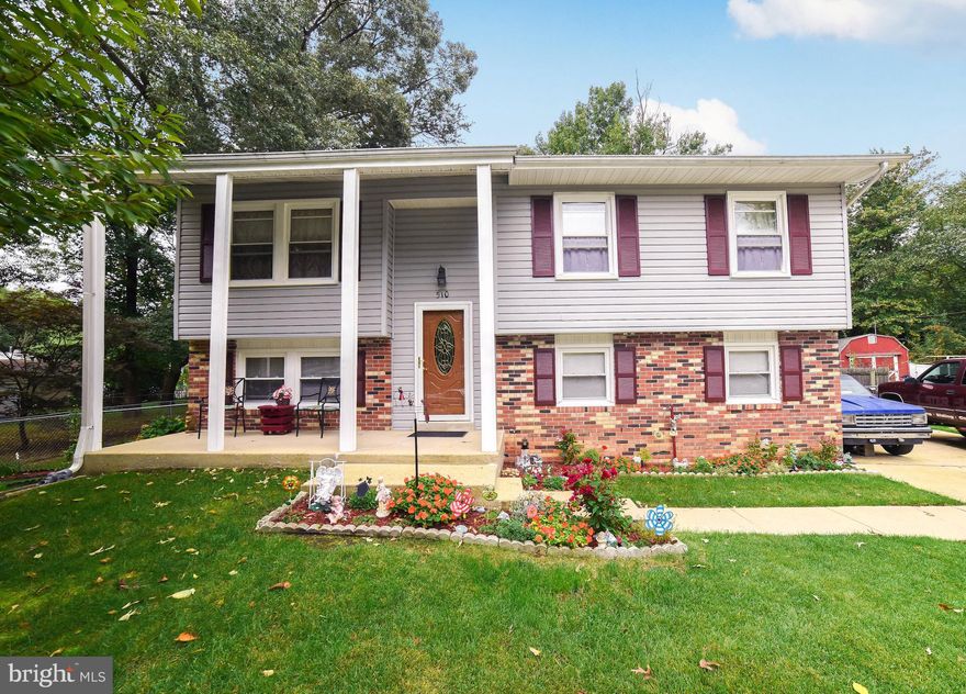 CONTRACT FELL THROUGH AND BACK ON THE MARKET - Nice Cul-De-Sac location.  Home is very well kept.  Windows, Roof, Siding, Front Door have all been updated/replaced.   Basement has bedroom, Den, FR and Full Bath.  Very nice back yard, Front Porch, No HOA!  Plenty of Room to grow!  Don't miss out on this one.