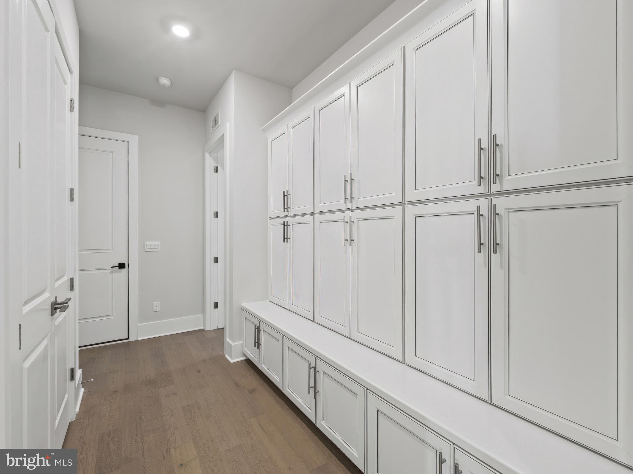 COLLINGWOOD CHASE - Residential