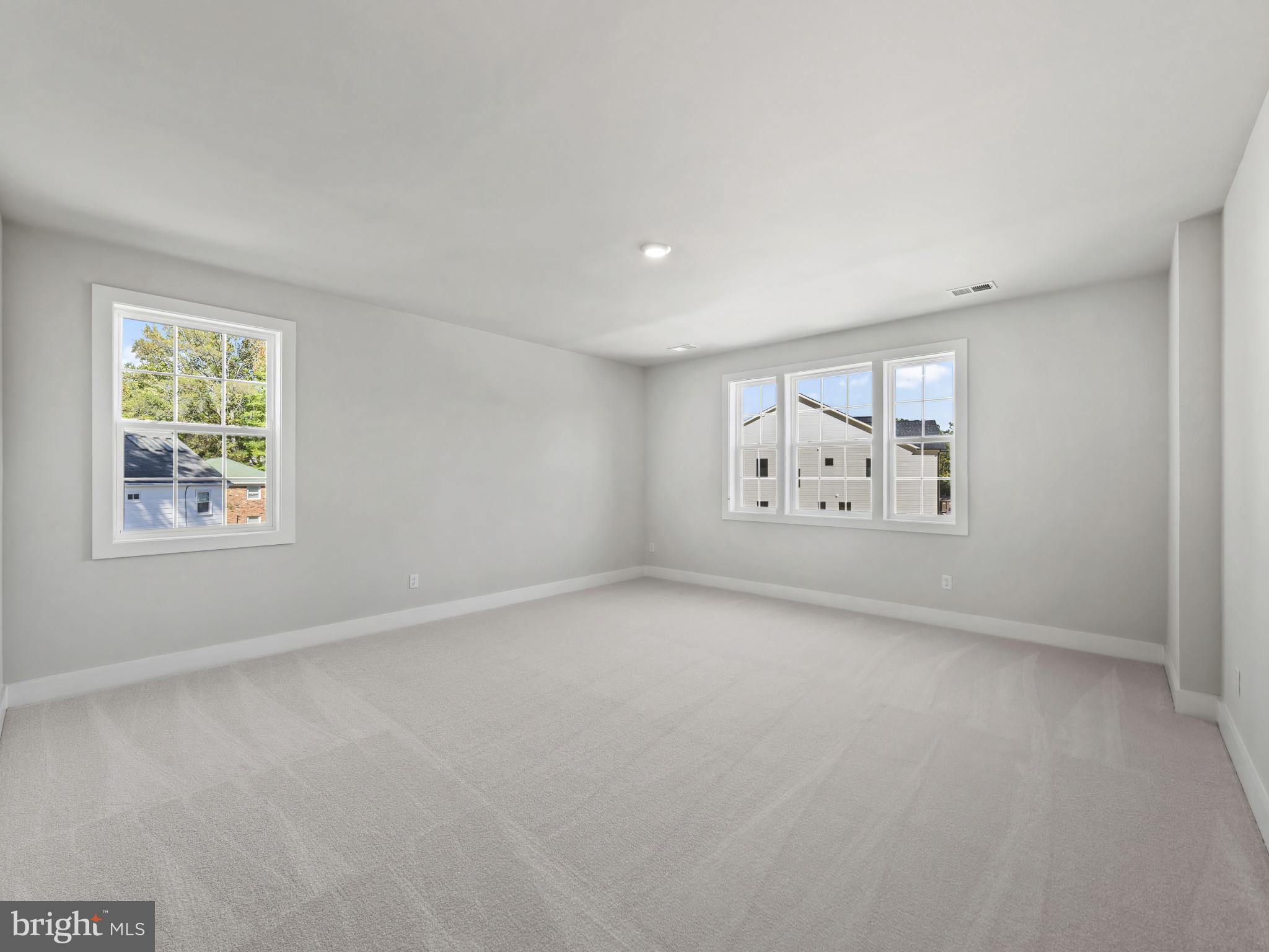 COLLINGWOOD CHASE - Residential