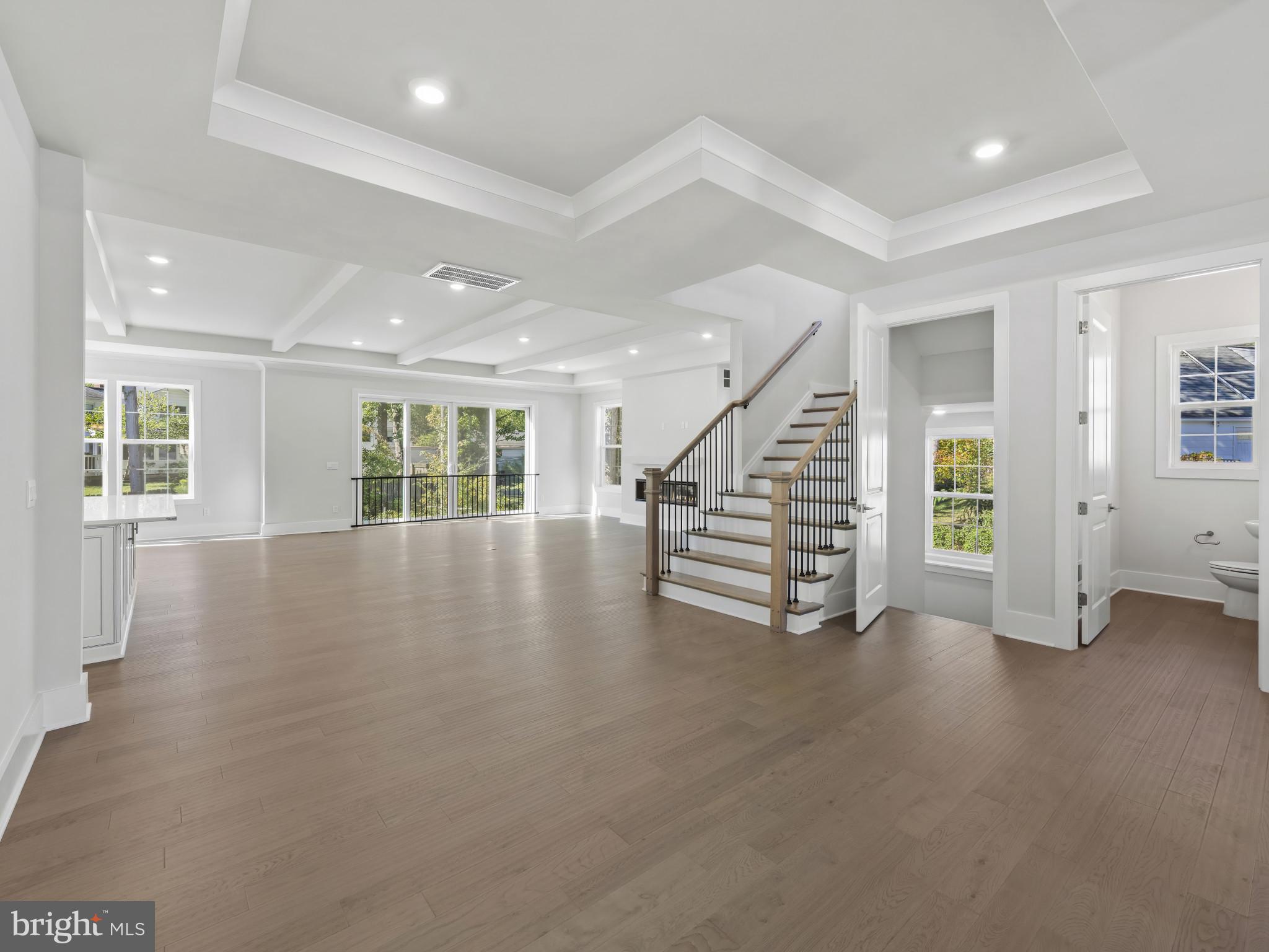 COLLINGWOOD CHASE - Residential