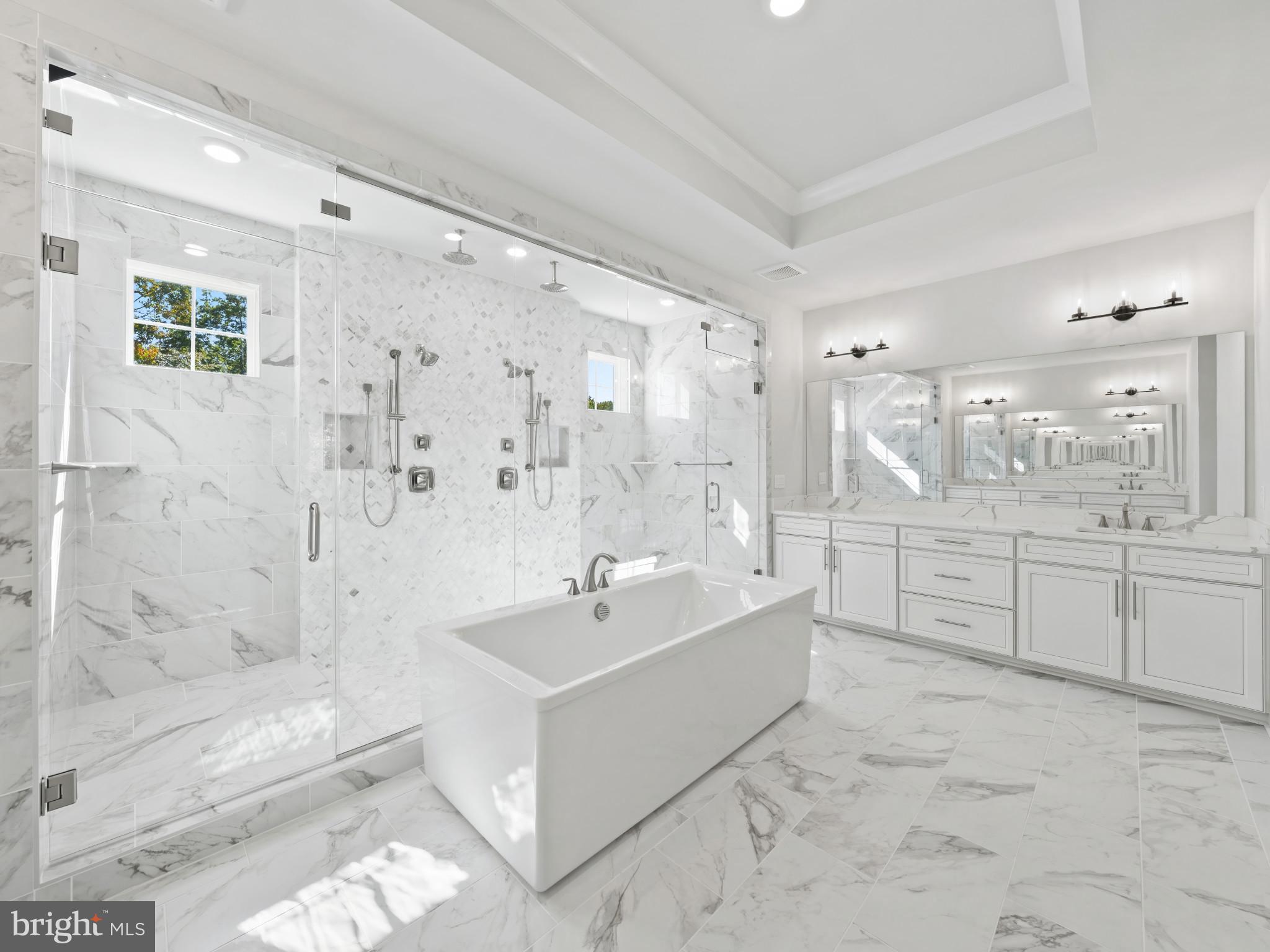 COLLINGWOOD CHASE - Residential