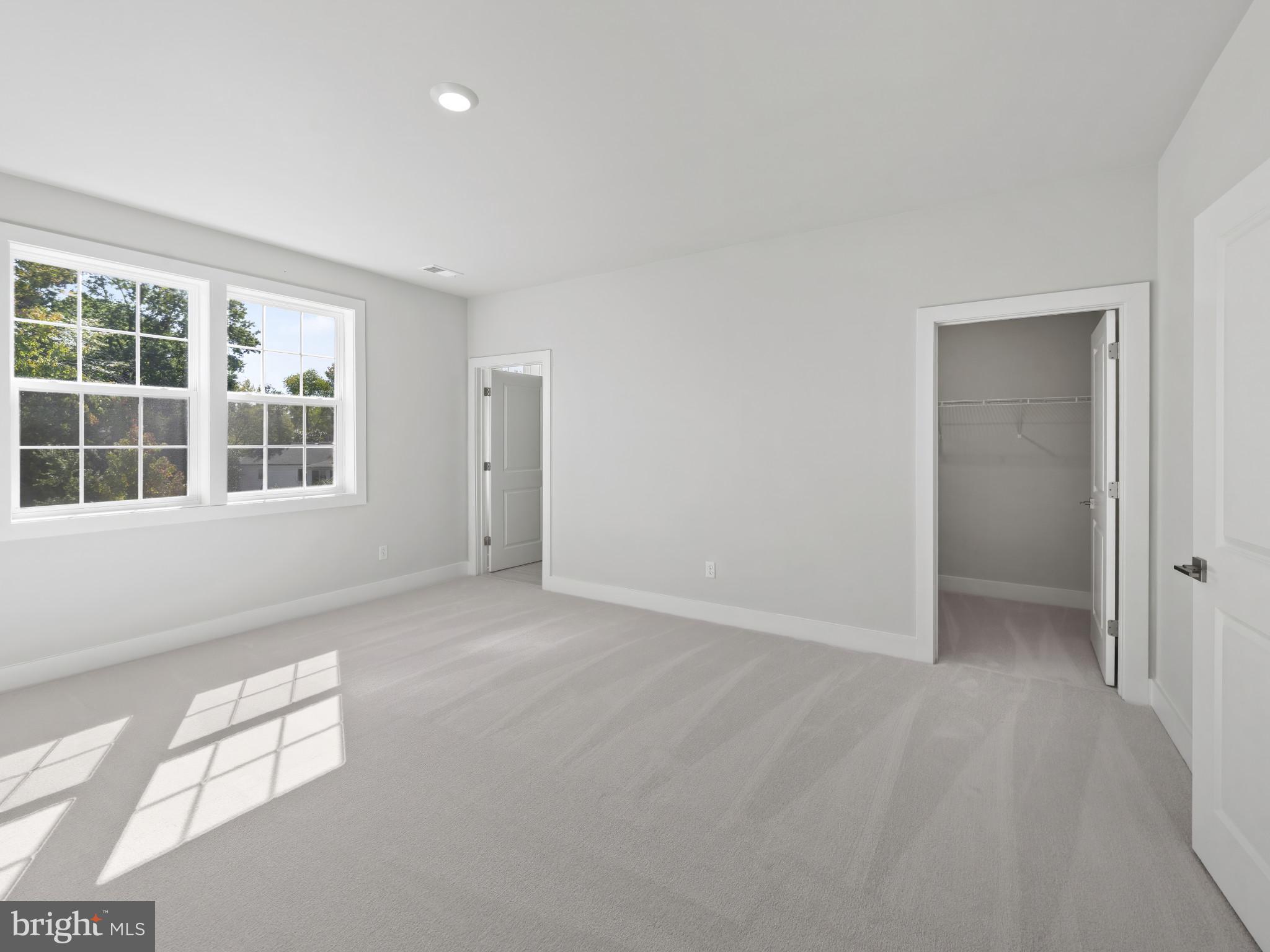 COLLINGWOOD CHASE - Residential