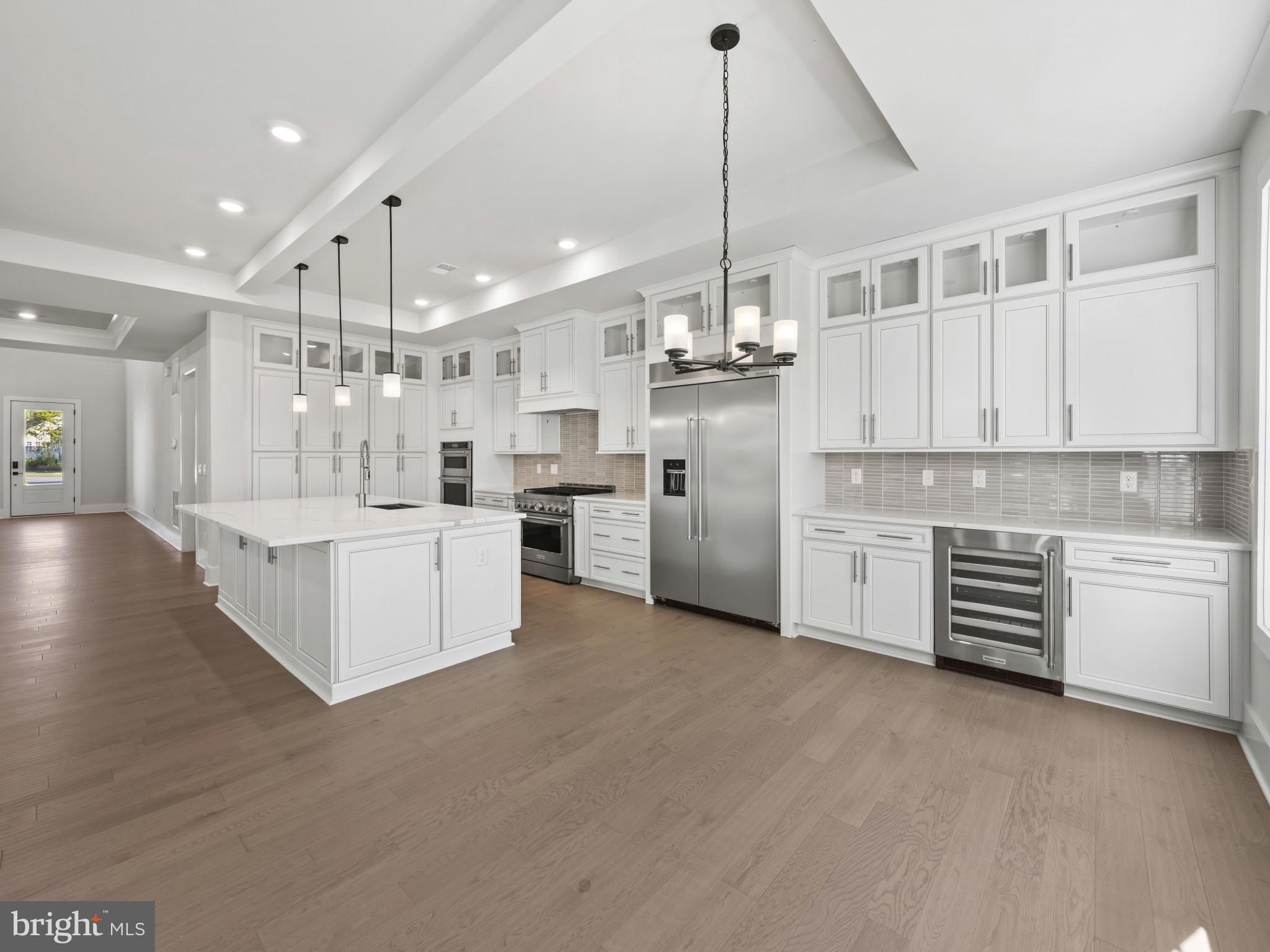 COLLINGWOOD CHASE - Residential