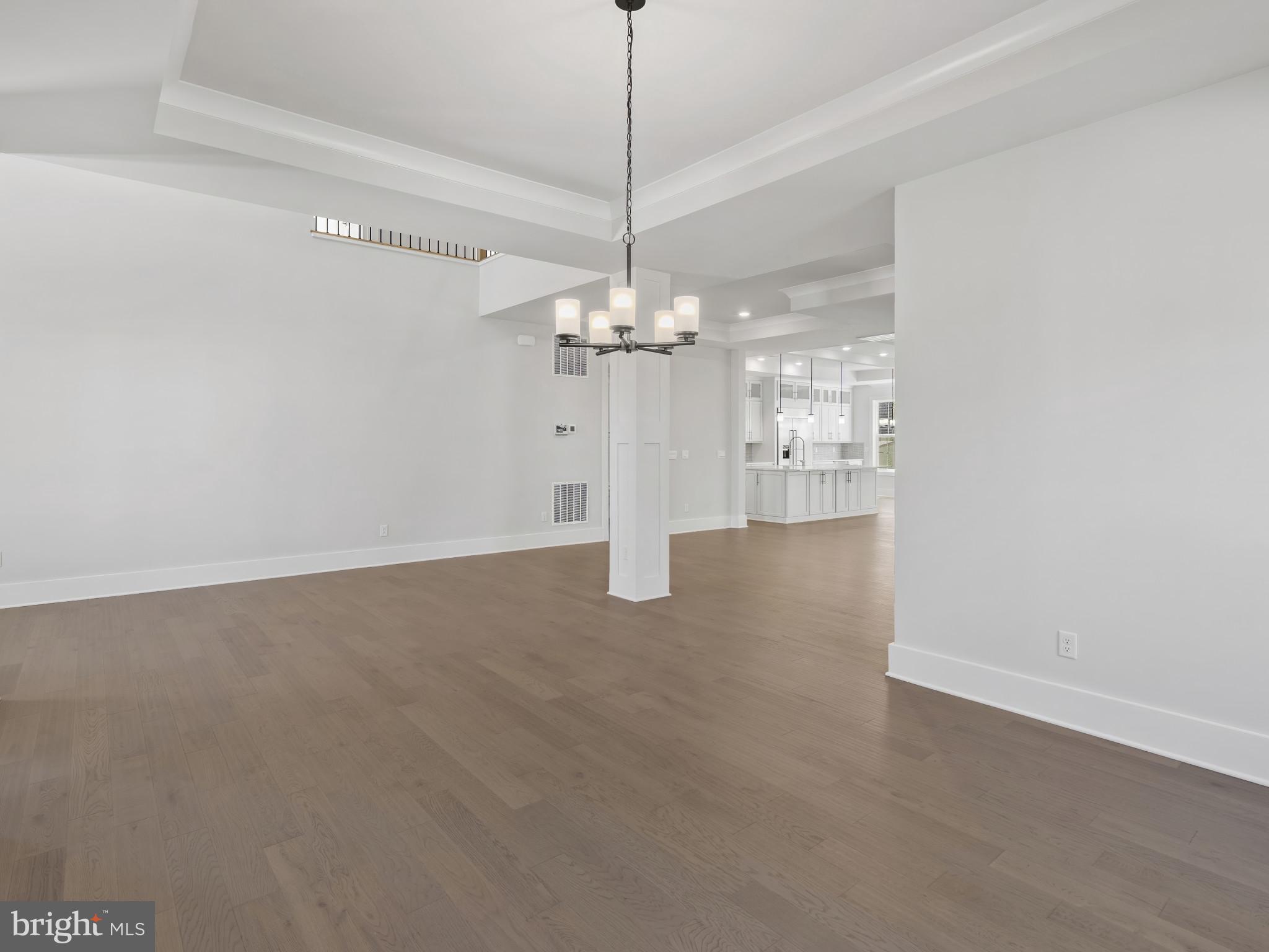 COLLINGWOOD CHASE - Residential