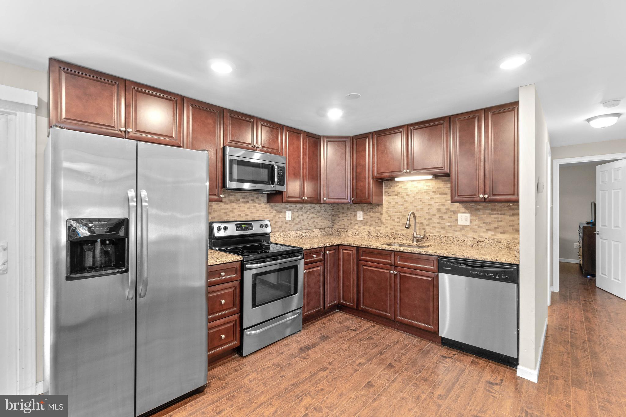 FREETOWN VILLAGE - Residential