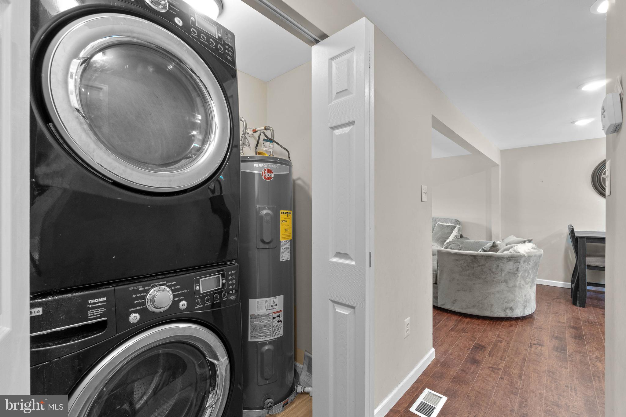 FREETOWN VILLAGE - Residential