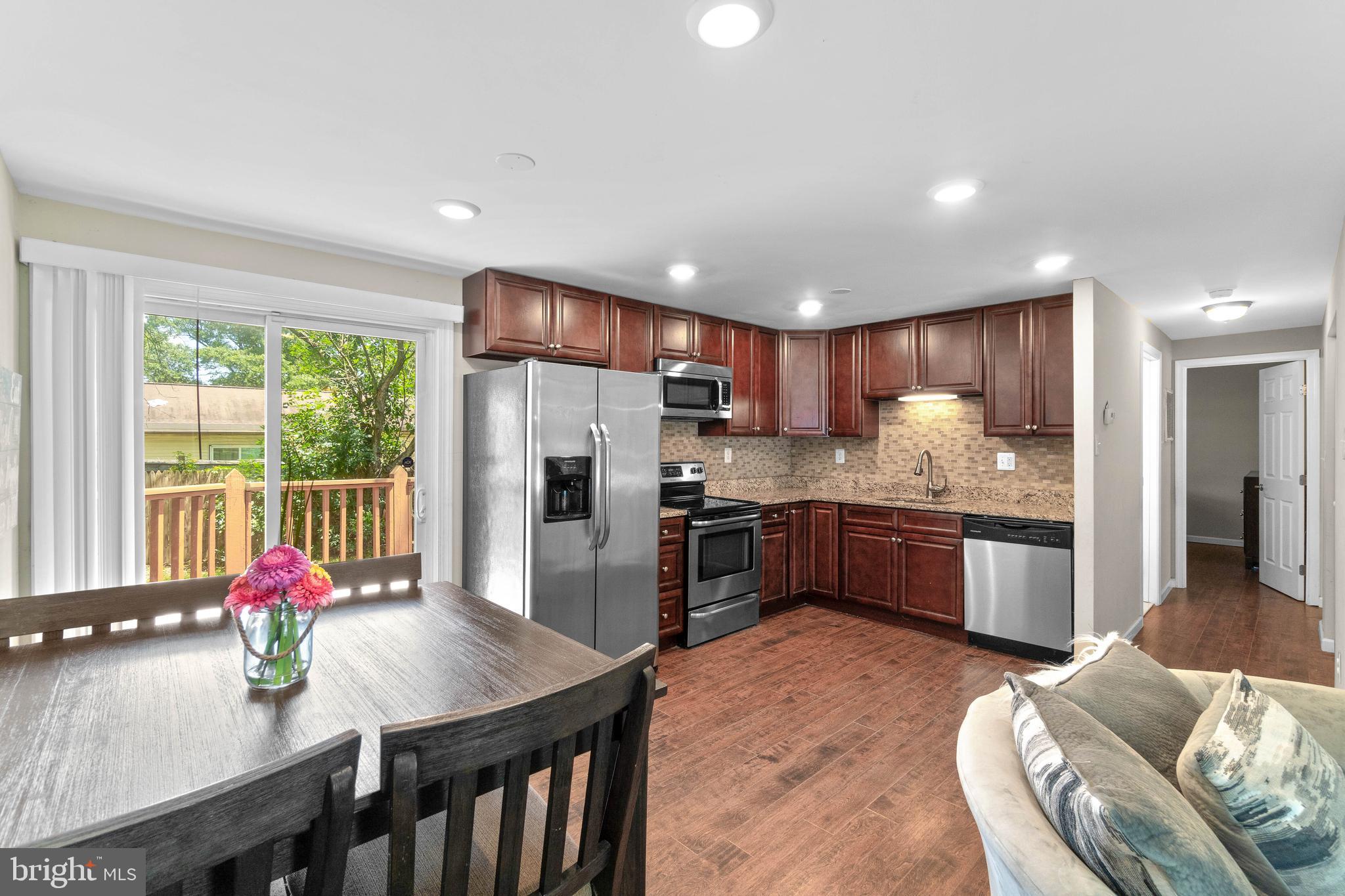 FREETOWN VILLAGE - Residential