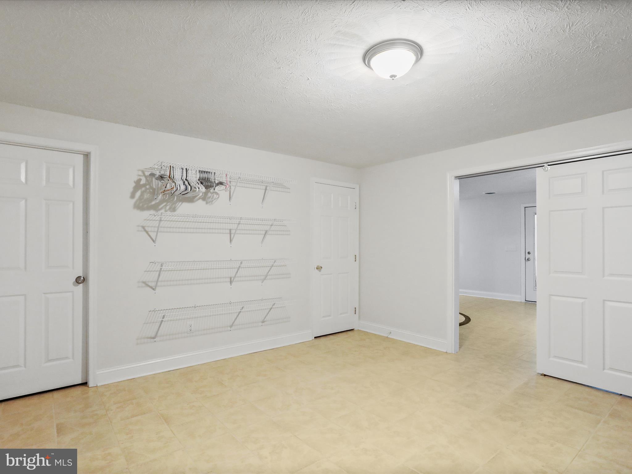 WILLOW RIDGE - Residential