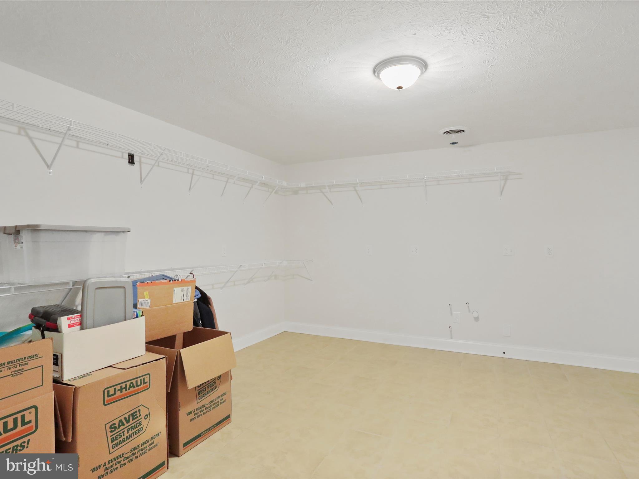 WILLOW RIDGE - Residential