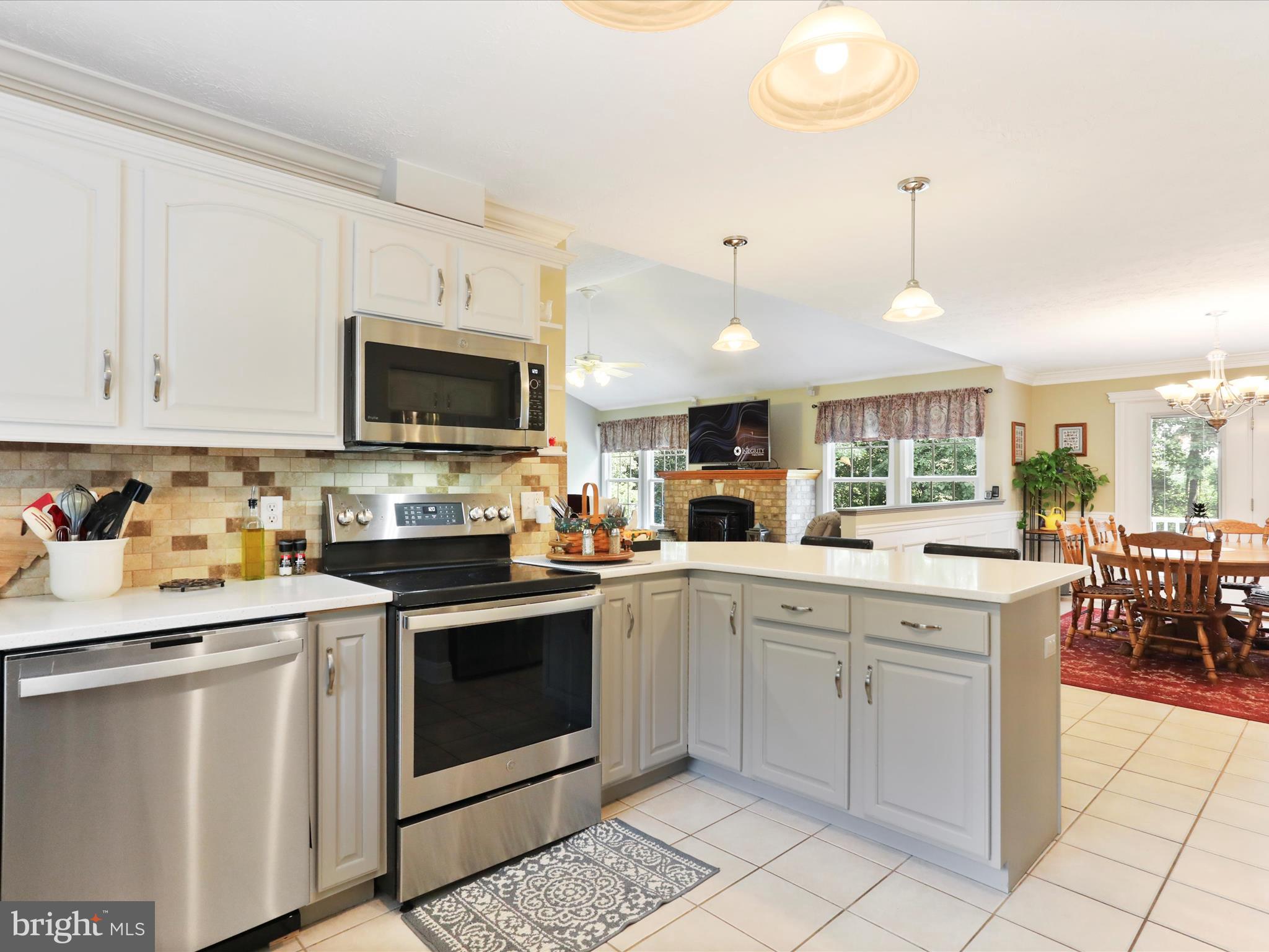 WILLOW RIDGE - Residential