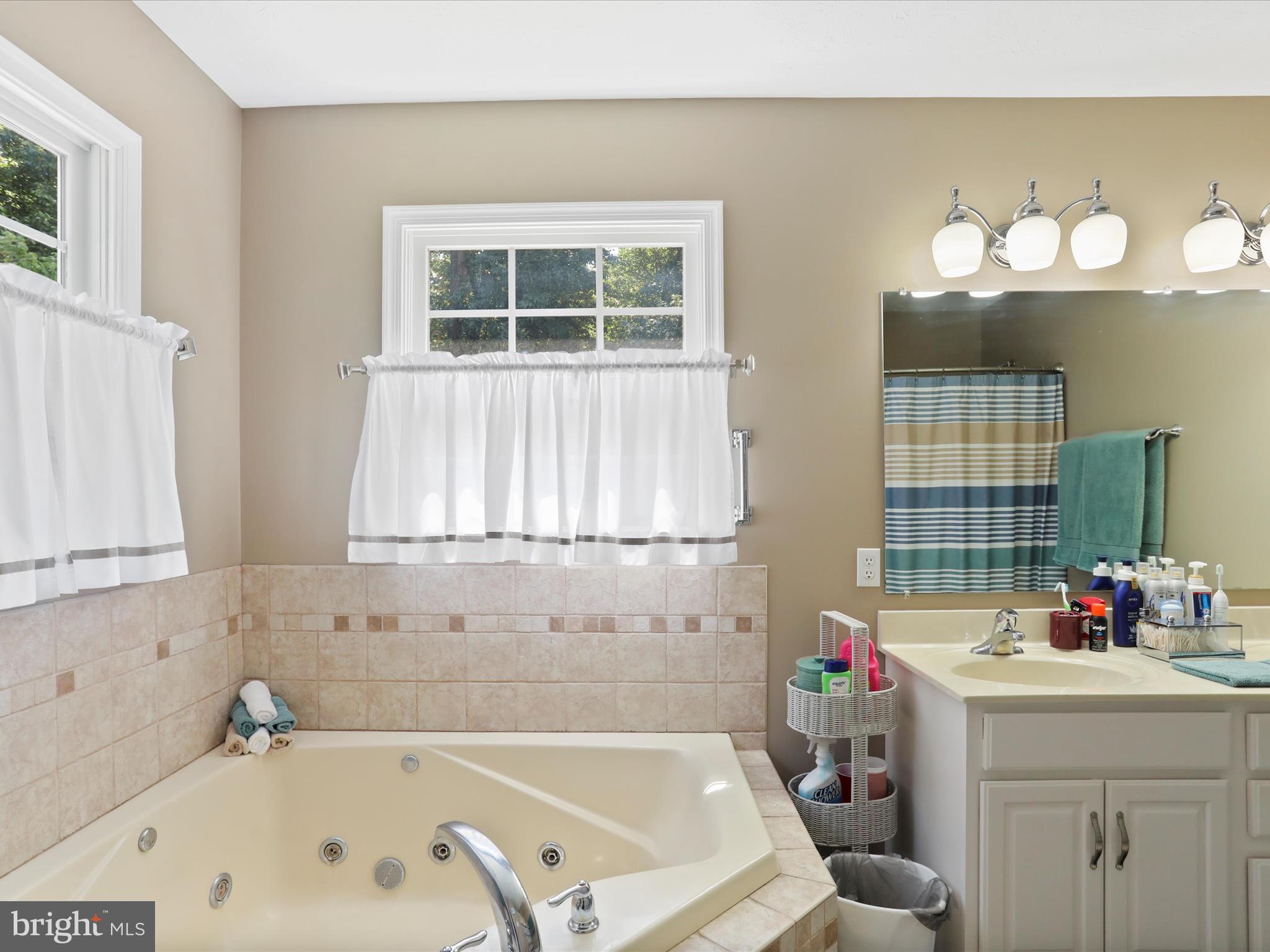 WILLOW RIDGE - Residential