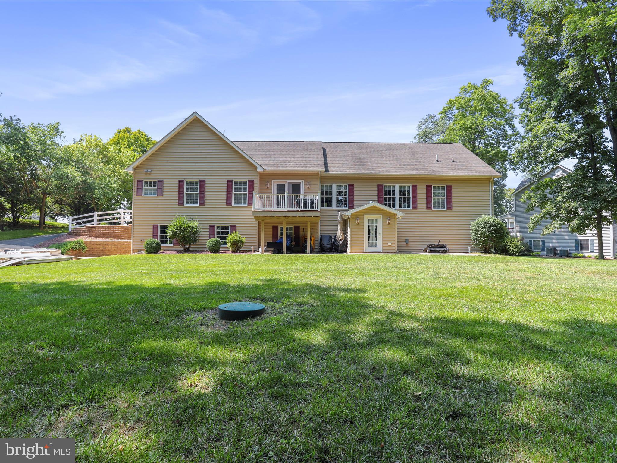 WILLOW RIDGE - Residential