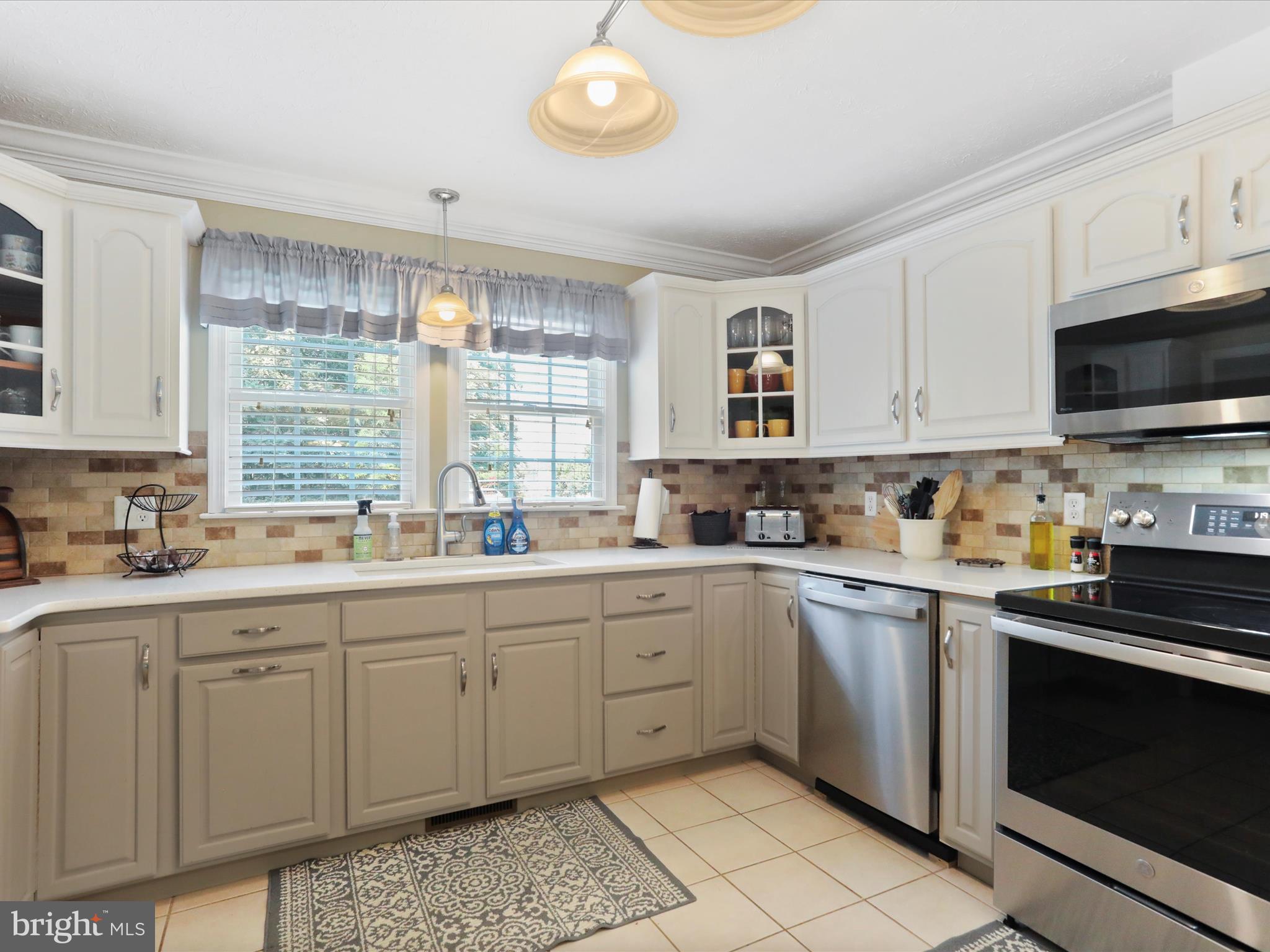 WILLOW RIDGE - Residential