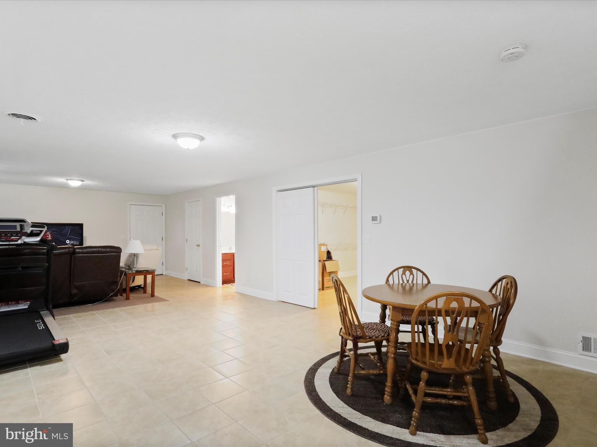 WILLOW RIDGE - Residential