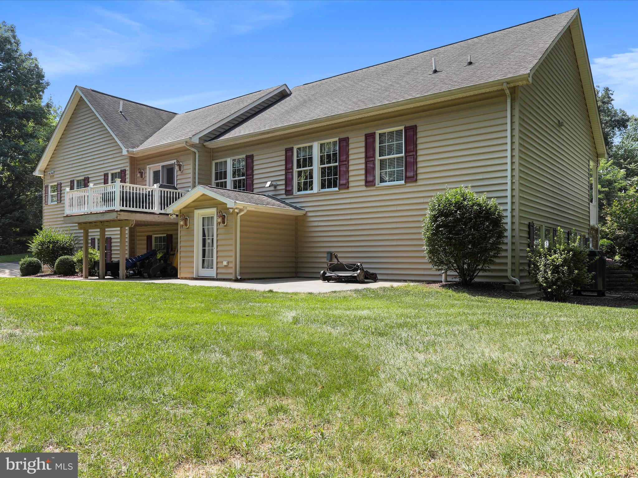 WILLOW RIDGE - Residential